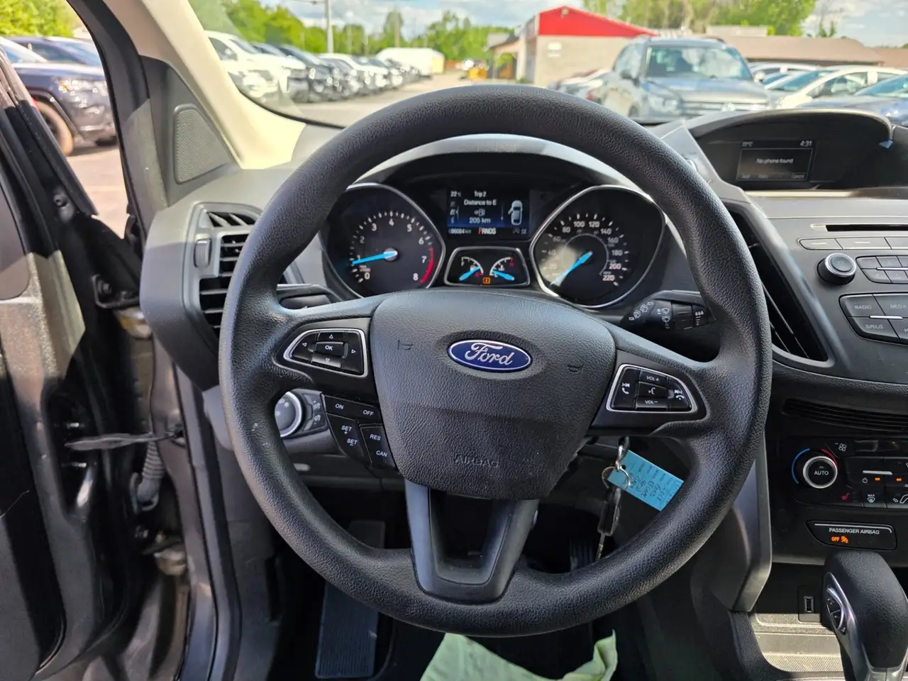 Ford Escape снимка Ford Escape