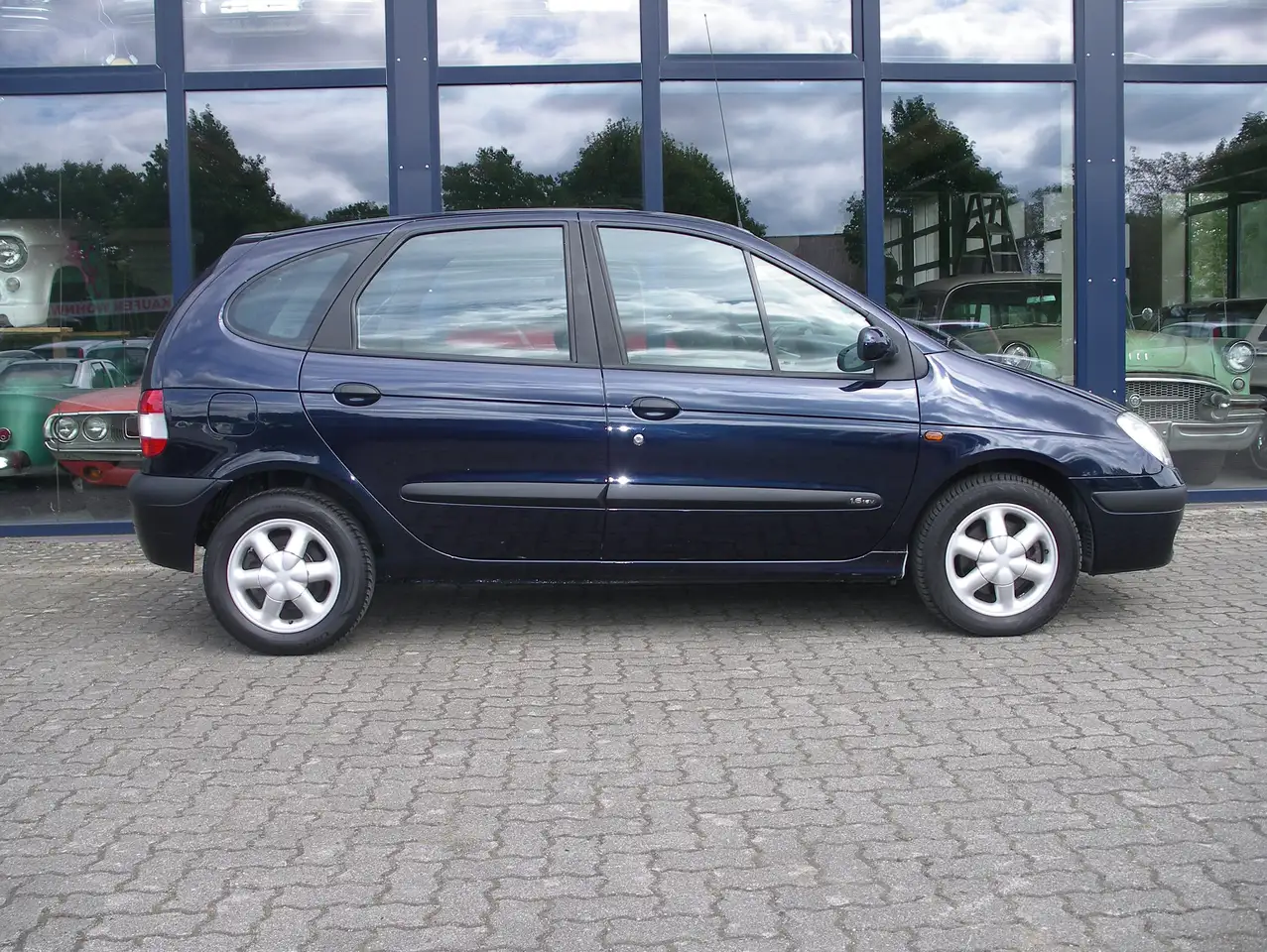 Renault Scenic 1.6 16V RXE, foto 4