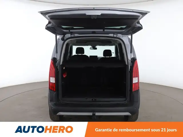 Peugeot Rifter view 19