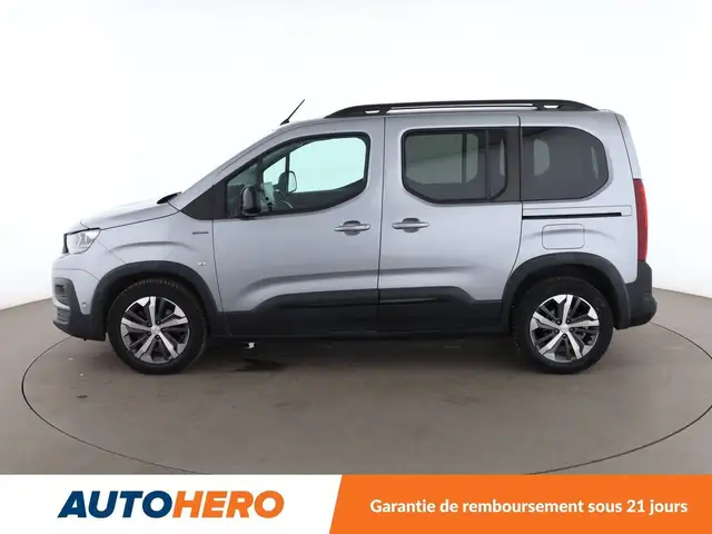 Peugeot Rifter view 3
