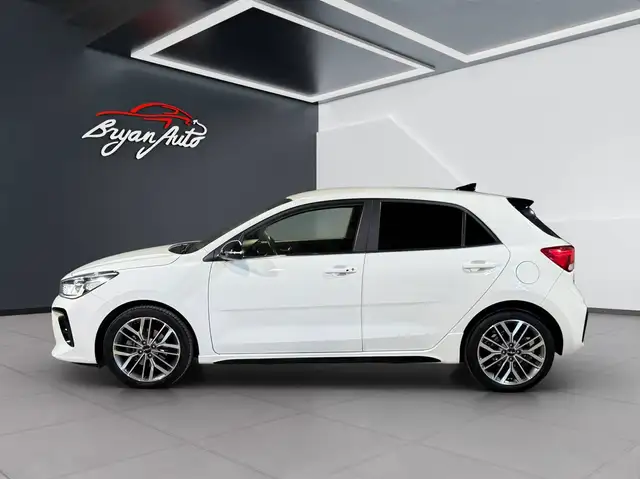 Kia Rio view 6