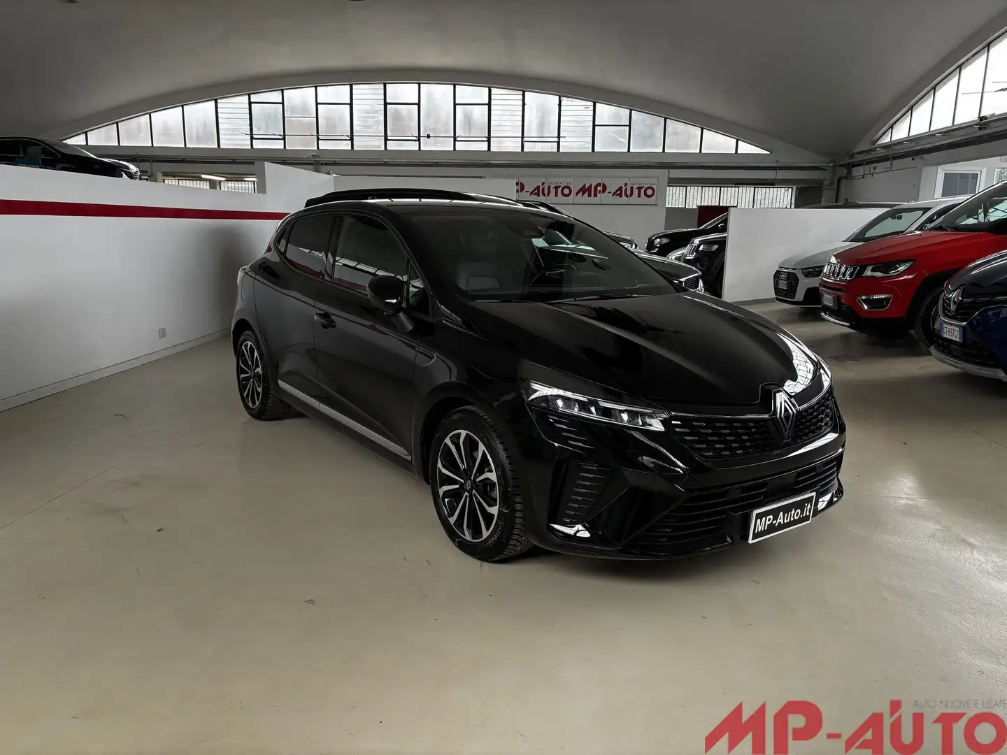 Renault Clio TCe 90 CV 5 porte Techno Schwarz - 2