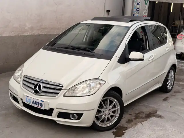 Mercedes-Benz A 180 cdi Premium