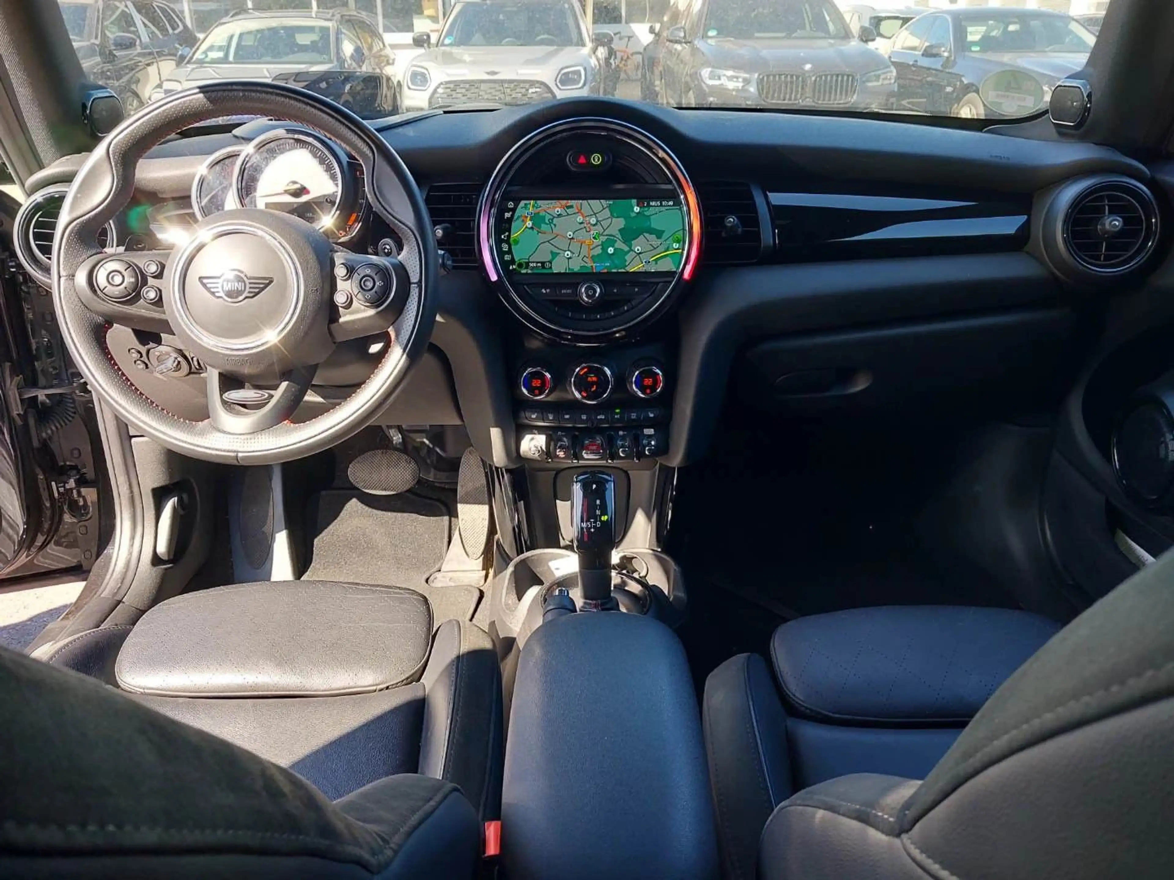 MINI Cooper SD COOPER SD Navi/H&K/LED/Pano/Kamera/1.Hd. — photo 7