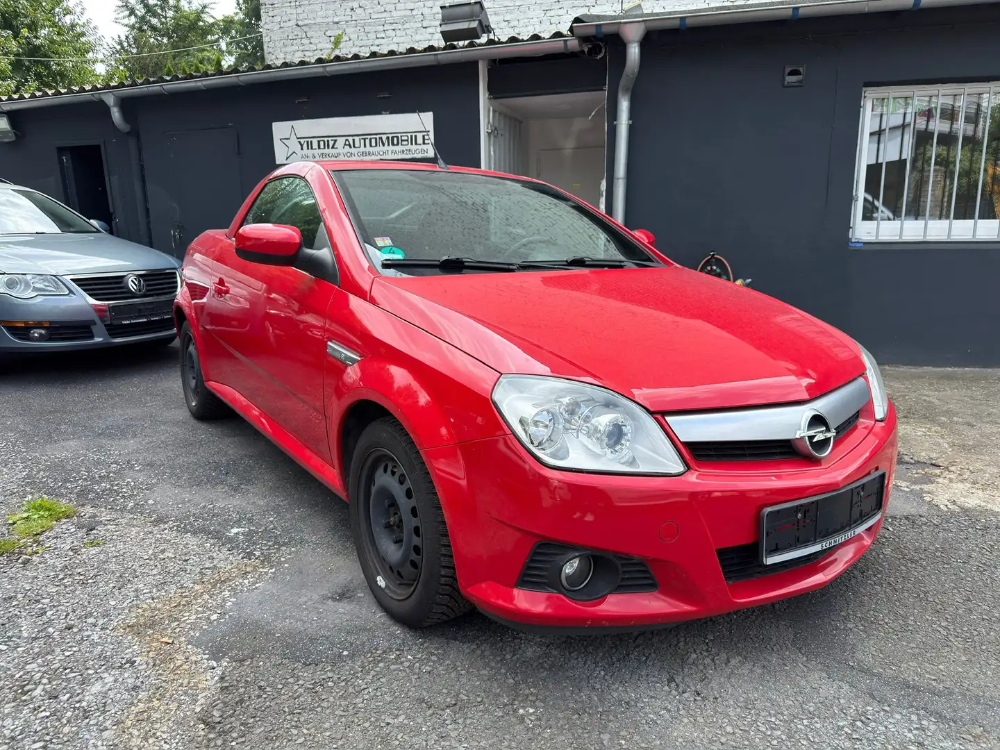 Opel Tigra Sport Червоний - 1