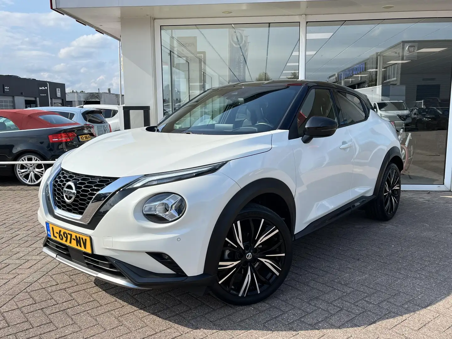 Nissan Juke 1.0 DIG-T N-Design Navigatie, 360" Camera, LMV, Pa Wit - 2