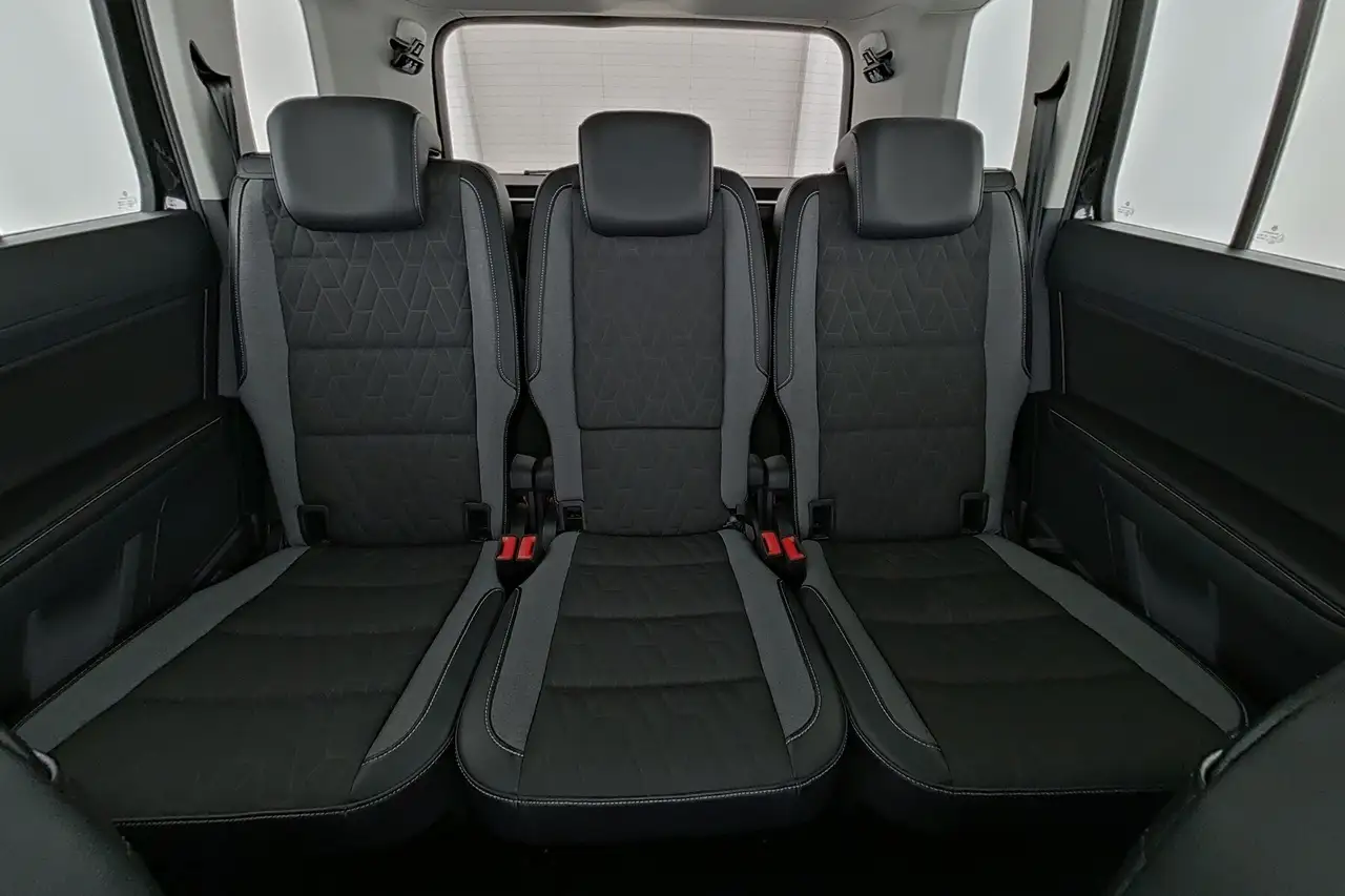 Volkswagen Touran 1.5 TSI GOAL|IQ.LIGHT|NAV|ACC|7-Sitze|AHK 14