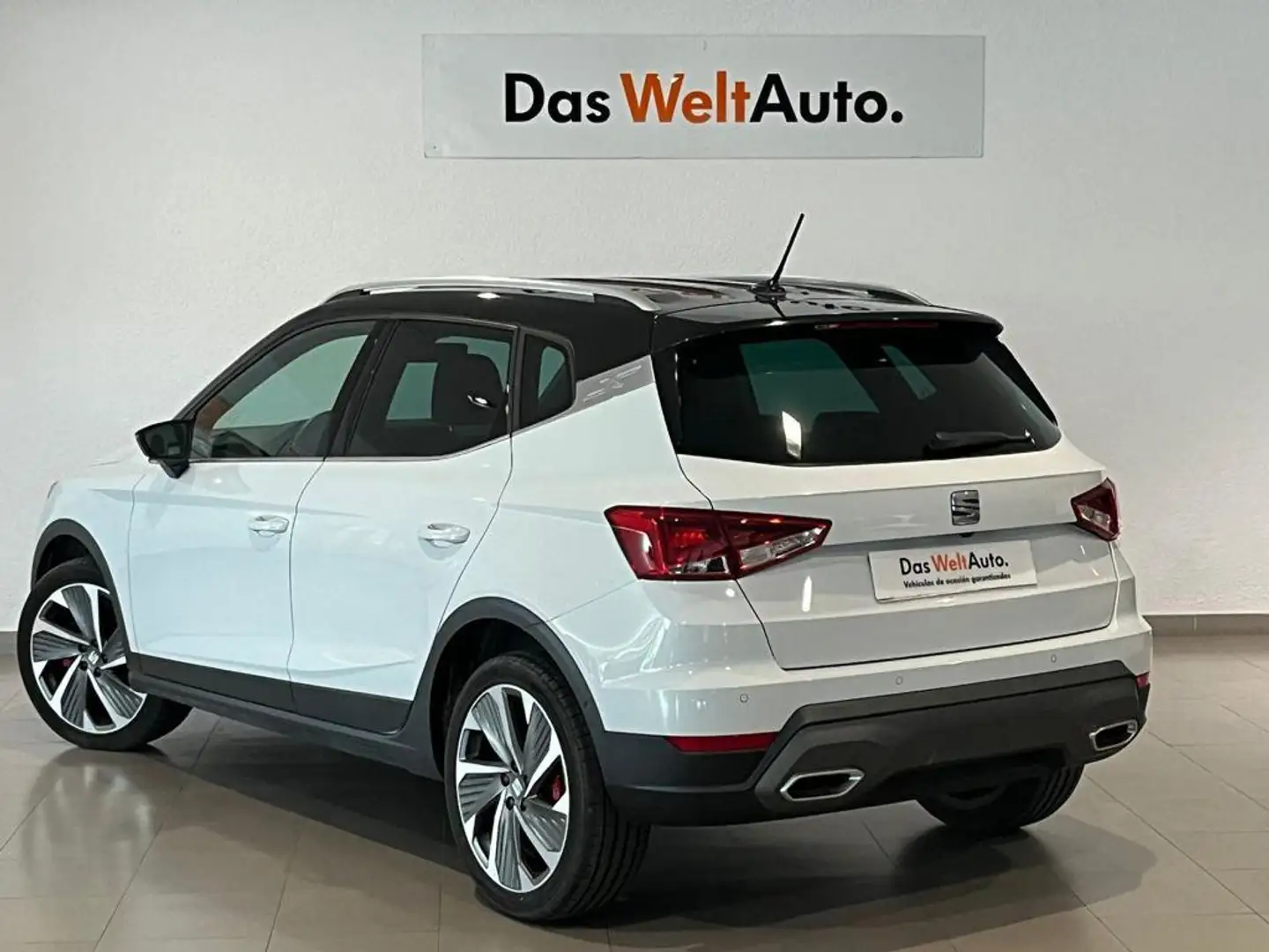 SEAT Arona 1.0 TSI S&S FR XM 115 Blanco - 2
