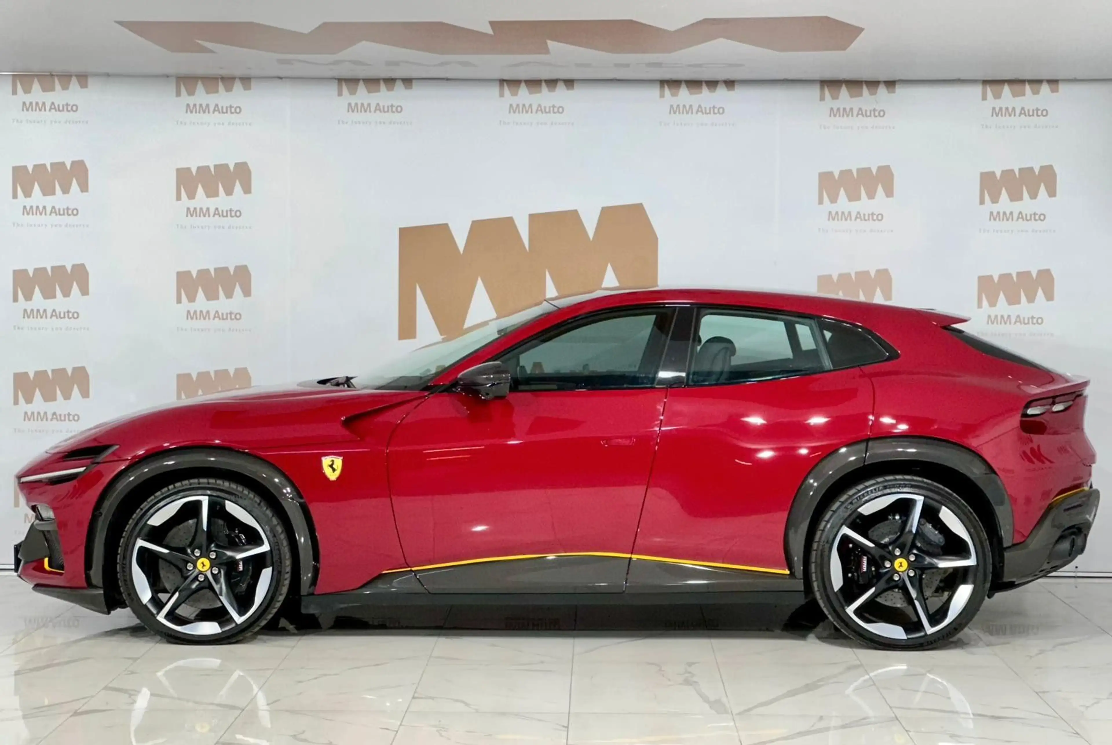 Ferrari Purosangue Carbon Pano Massage Lift — photo 5