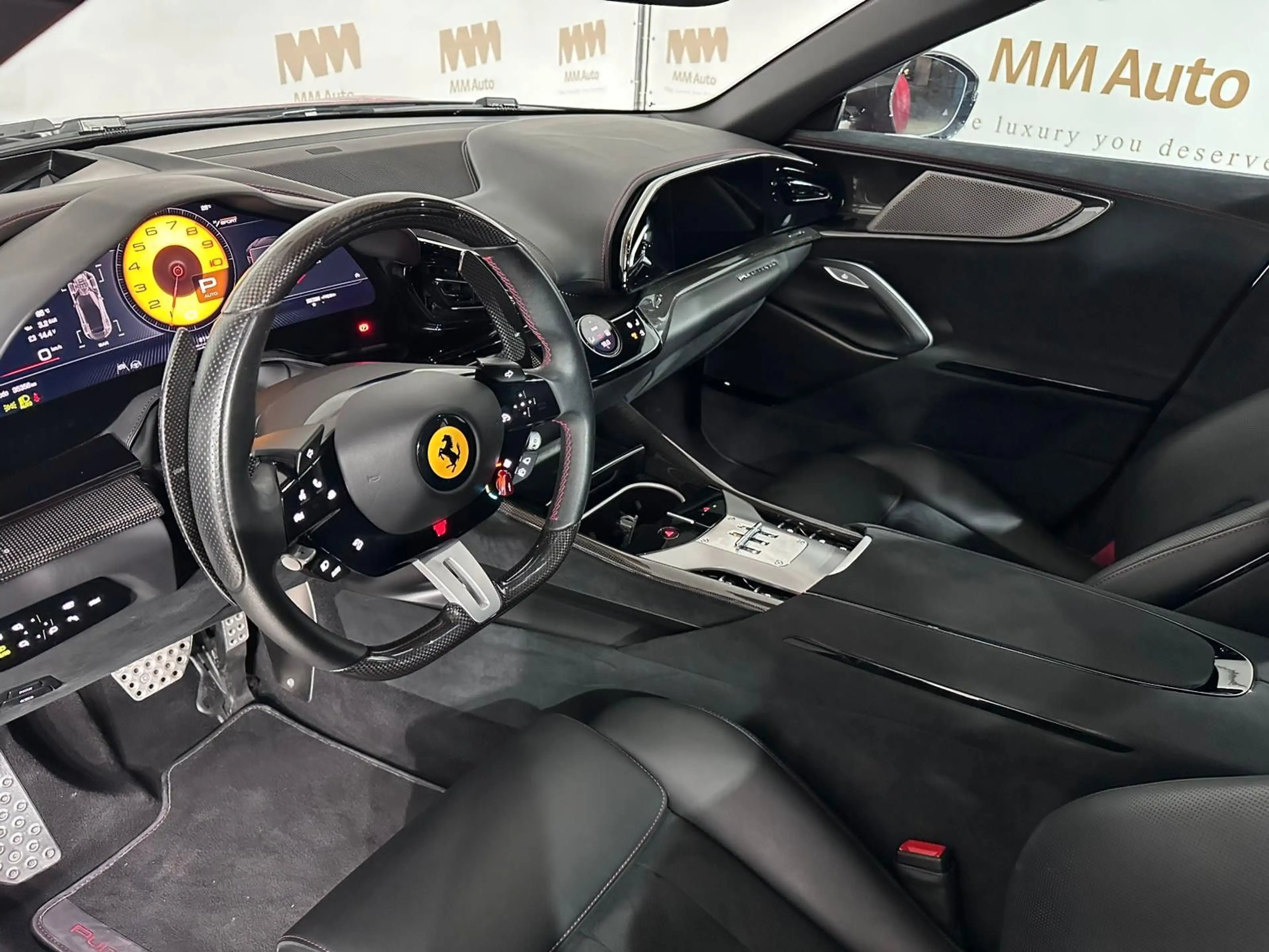 Ferrari Purosangue Carbon Pano Massage Lift — photo 7