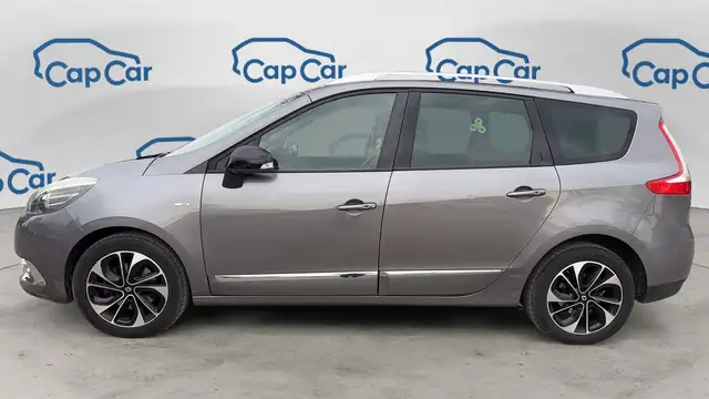Renault Grand Scenic view 2