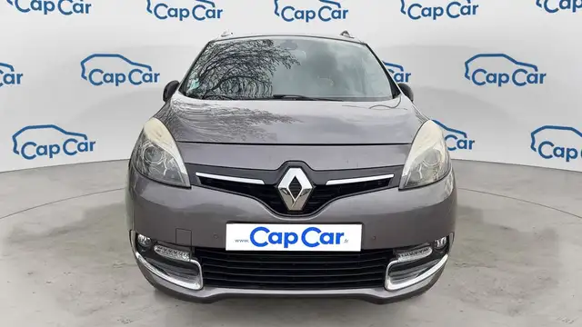 Renault Grand Scenic view 5