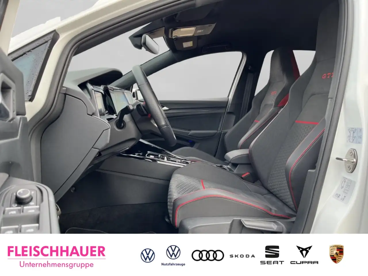 Volkswagen Golf GTI VIII Clubsport DWA IQDrivePaket RFK Lenkrad heizb. 10
