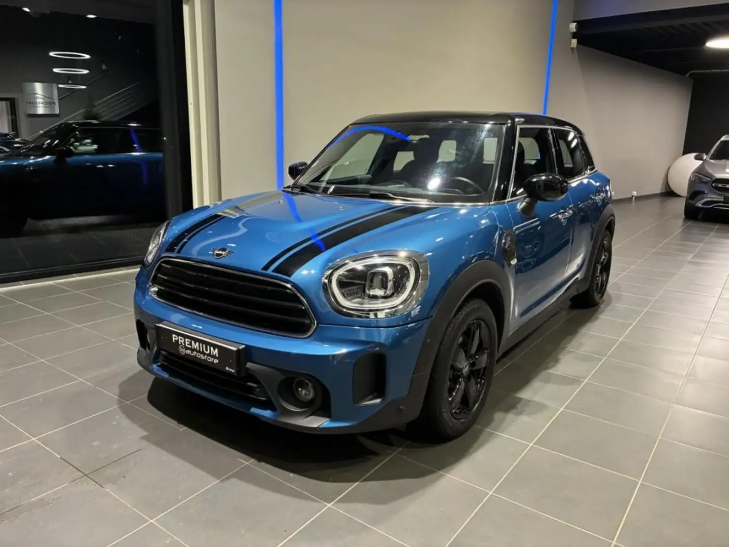 MINI F60 LCI 136 CH BVA7 COOPER ESSENTIAL Bleu - 1