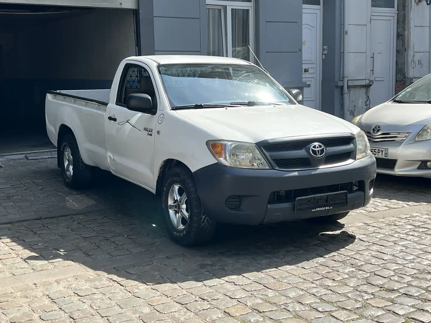 Toyota Hilux 2.5 Turbo D-4D Wit - 2