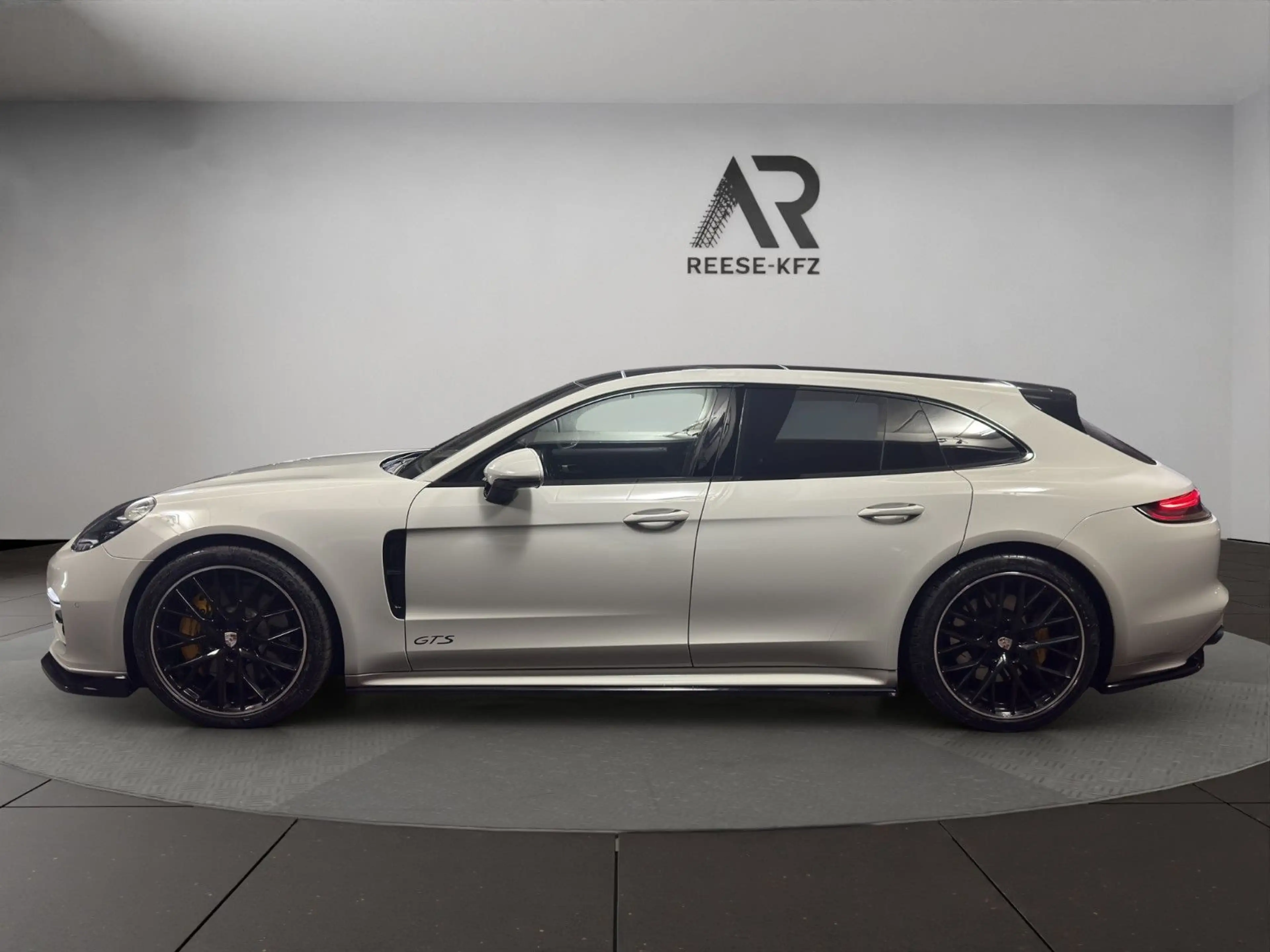 Porsche Panamera Sport Turismo GTS *Pano*360*ACC*Voll — photo 2