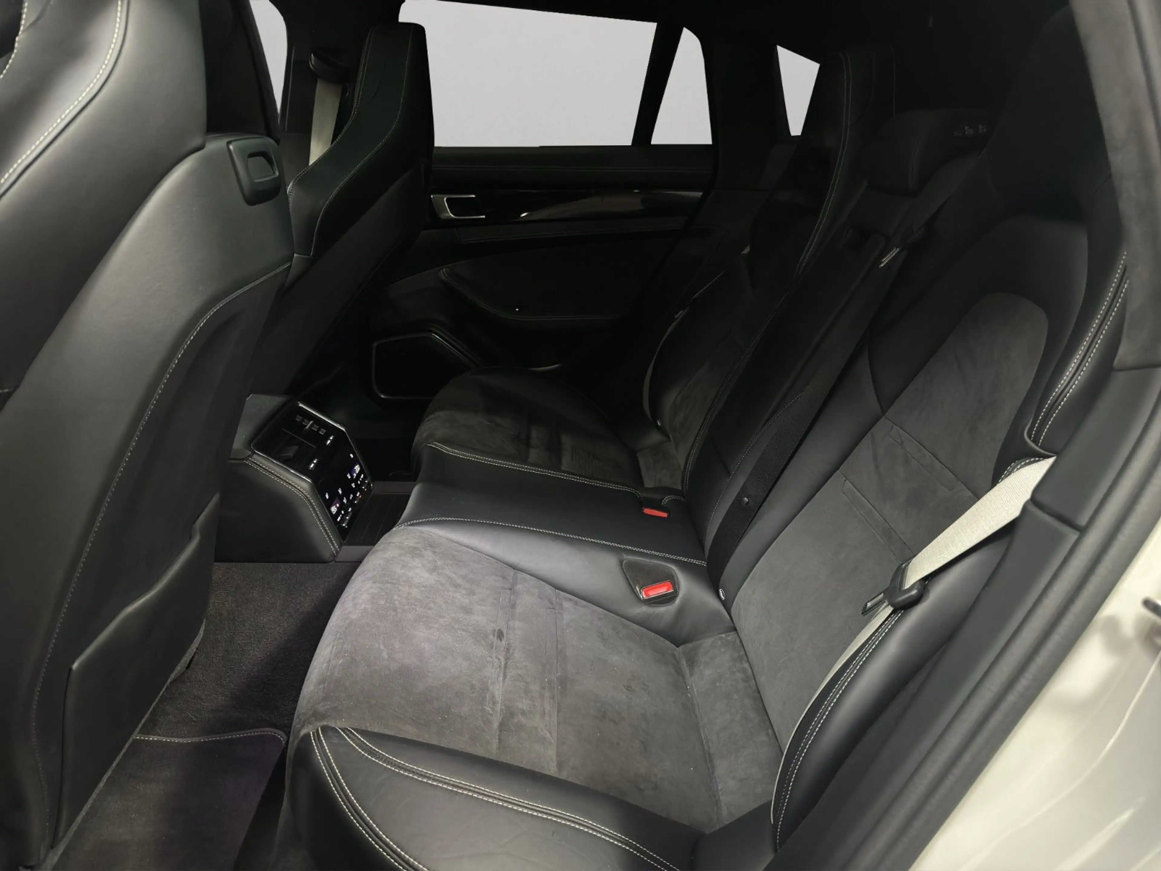 Porsche Panamera Sport Turismo GTS *Pano*360*ACC*Voll — photo 11