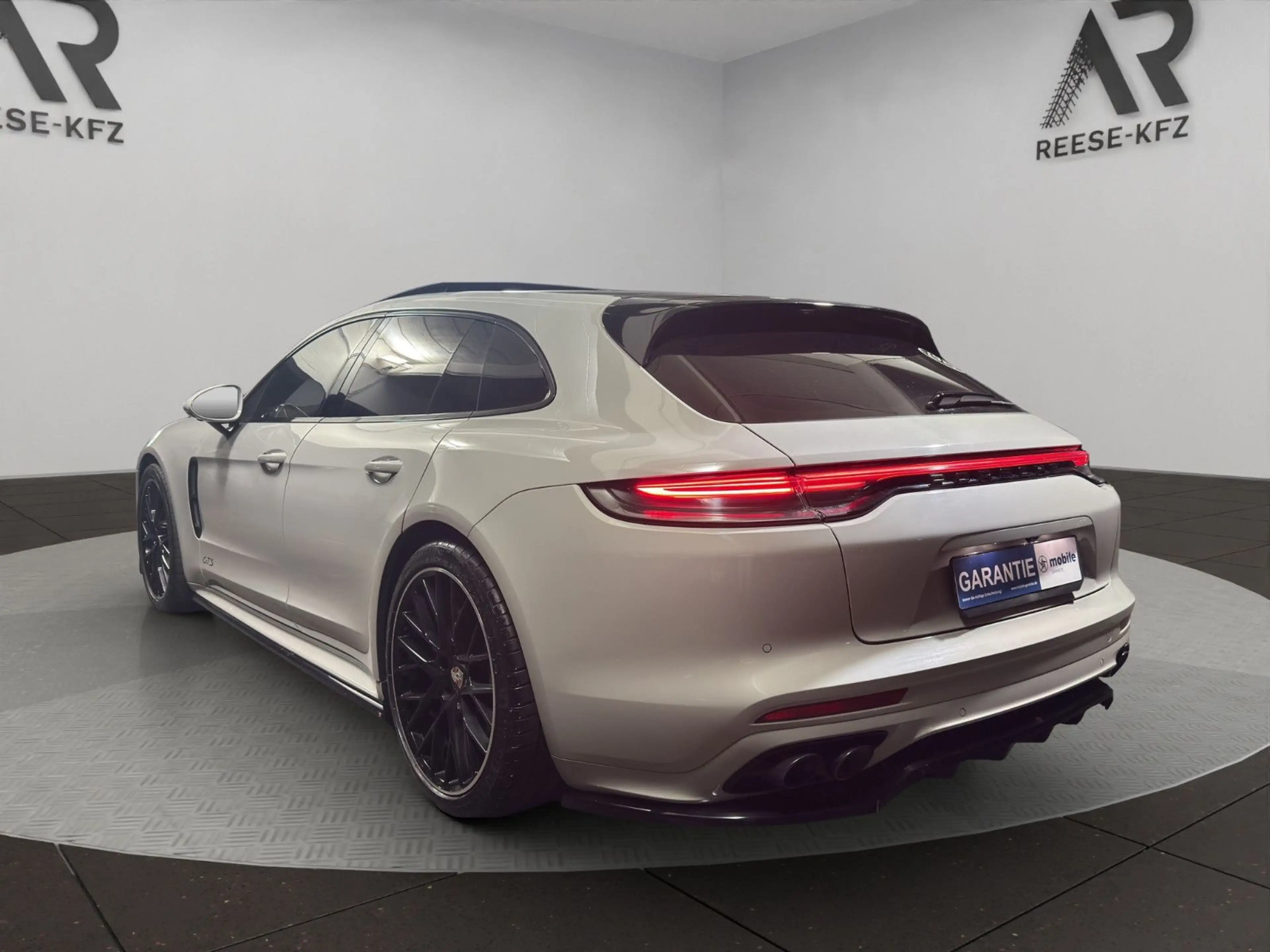 Porsche Panamera Sport Turismo GTS *Pano*360*ACC*Voll — photo 3