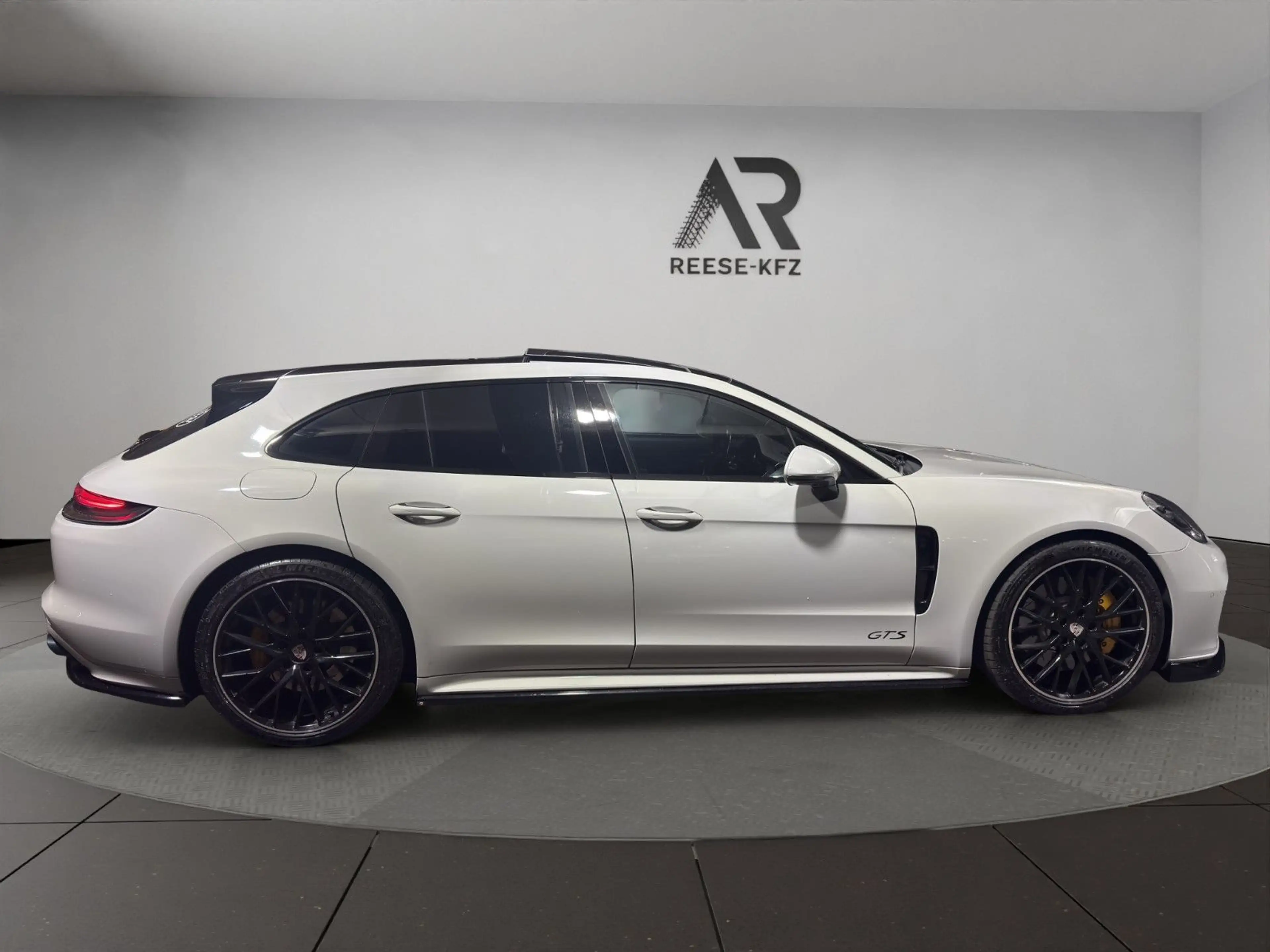 Porsche Panamera Sport Turismo GTS *Pano*360*ACC*Voll — photo 6