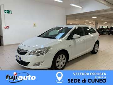 Astra Sports Tourer 1.7 cdti Cosmo 125cv