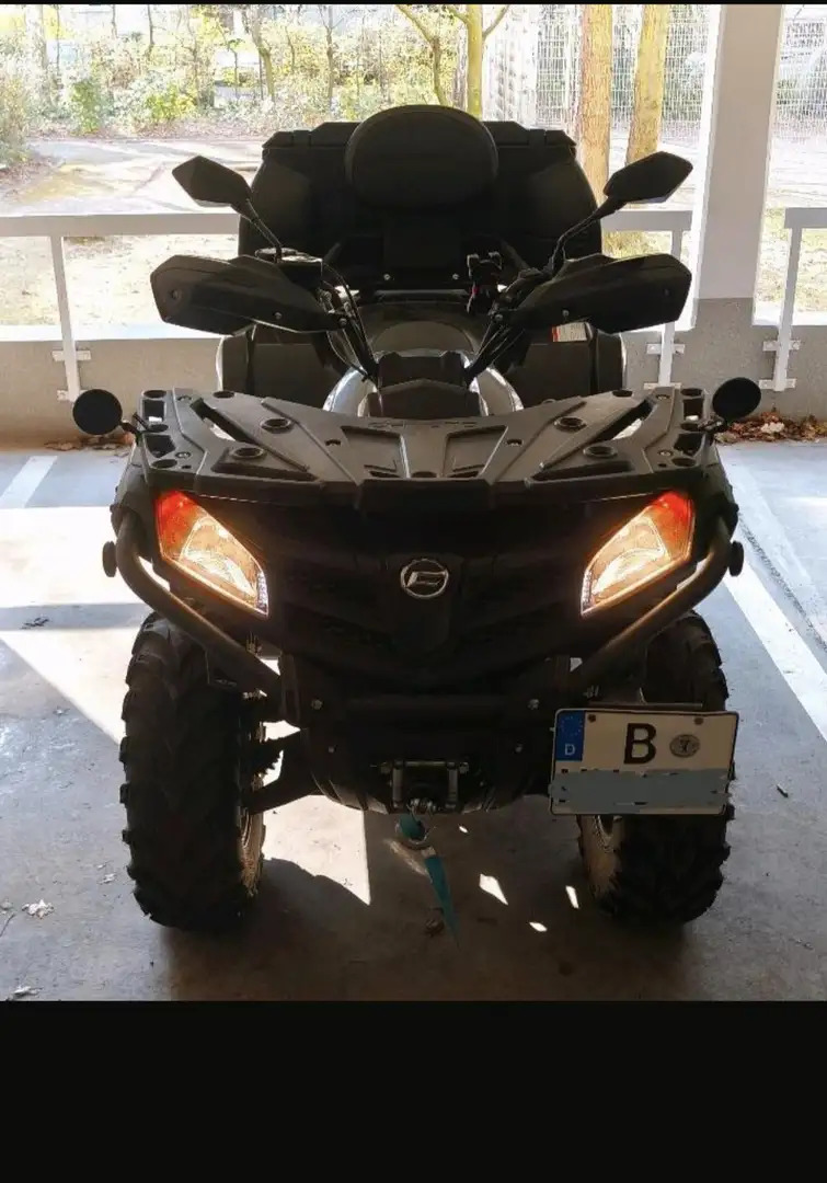 CFMOTO CForce 450 zwei Sitzer ist die Langversion crna - 1