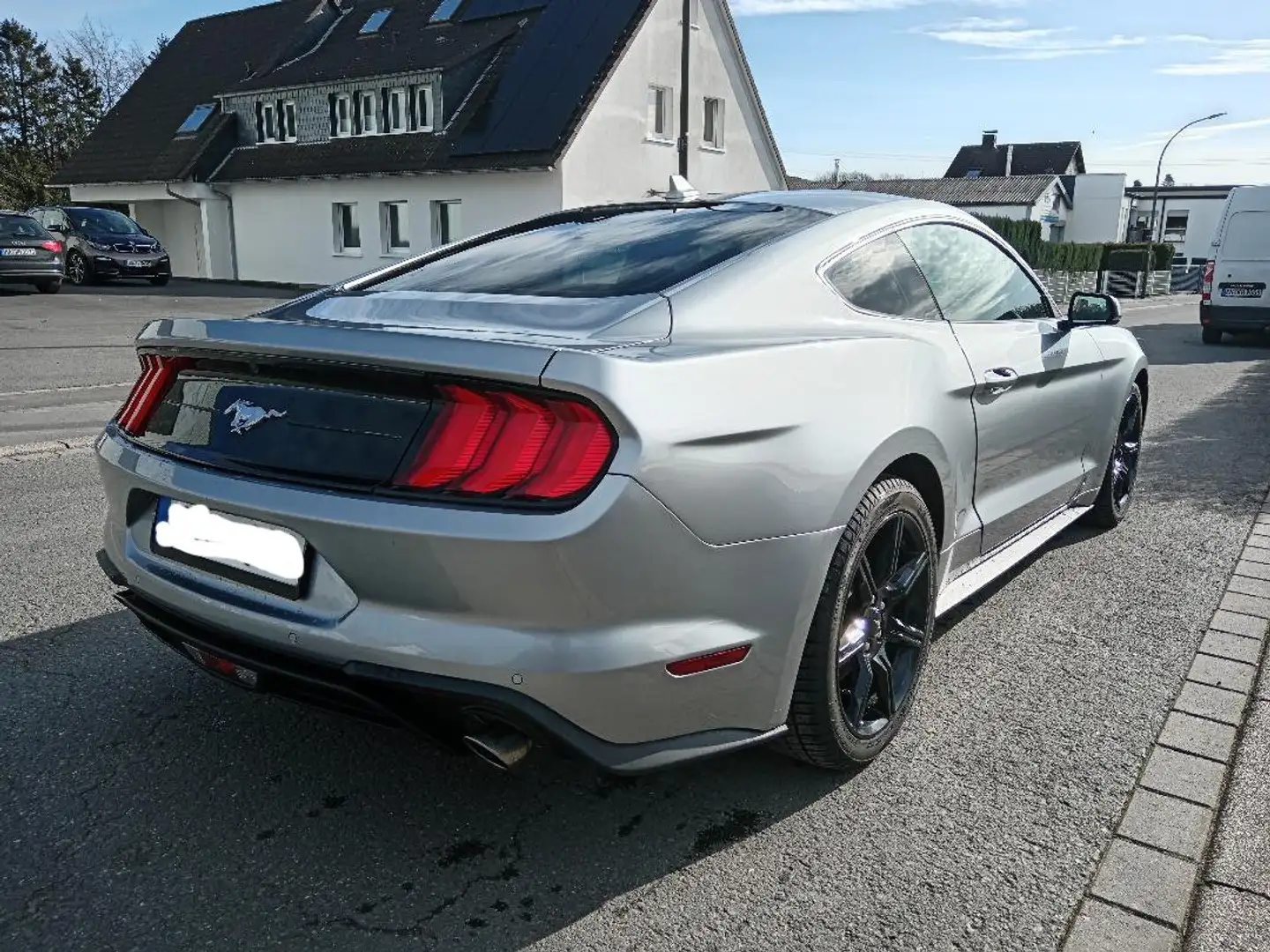 Ford Mustang Mustang 2.3 Eco Boost Aut. Gri - 2