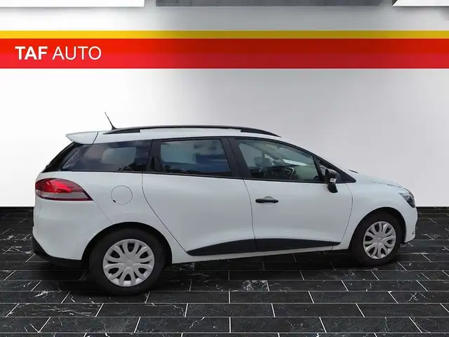 Renault Clio view 6