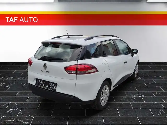 Renault Clio view 11