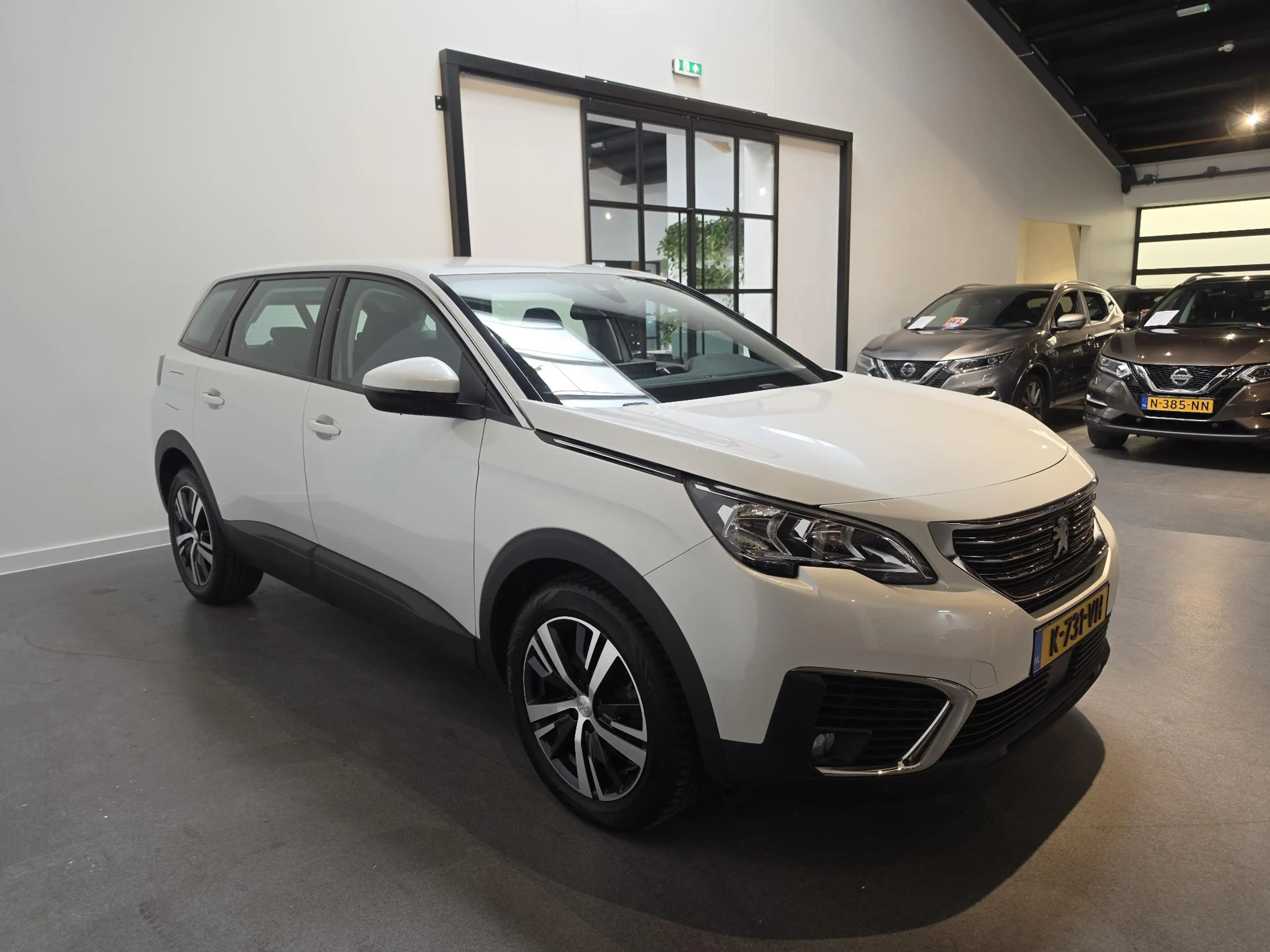 Peugeot 5008 1.2 PureTech Active 7persoons - Apple Carplay/Andr — photo 2