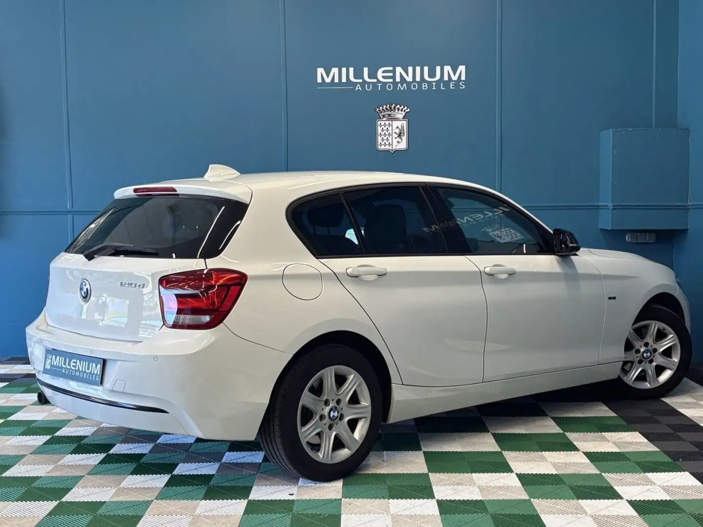 BMW 120 SERIE (F21/F20) 120DA 184CH SPORT 5P Blanc - 2
