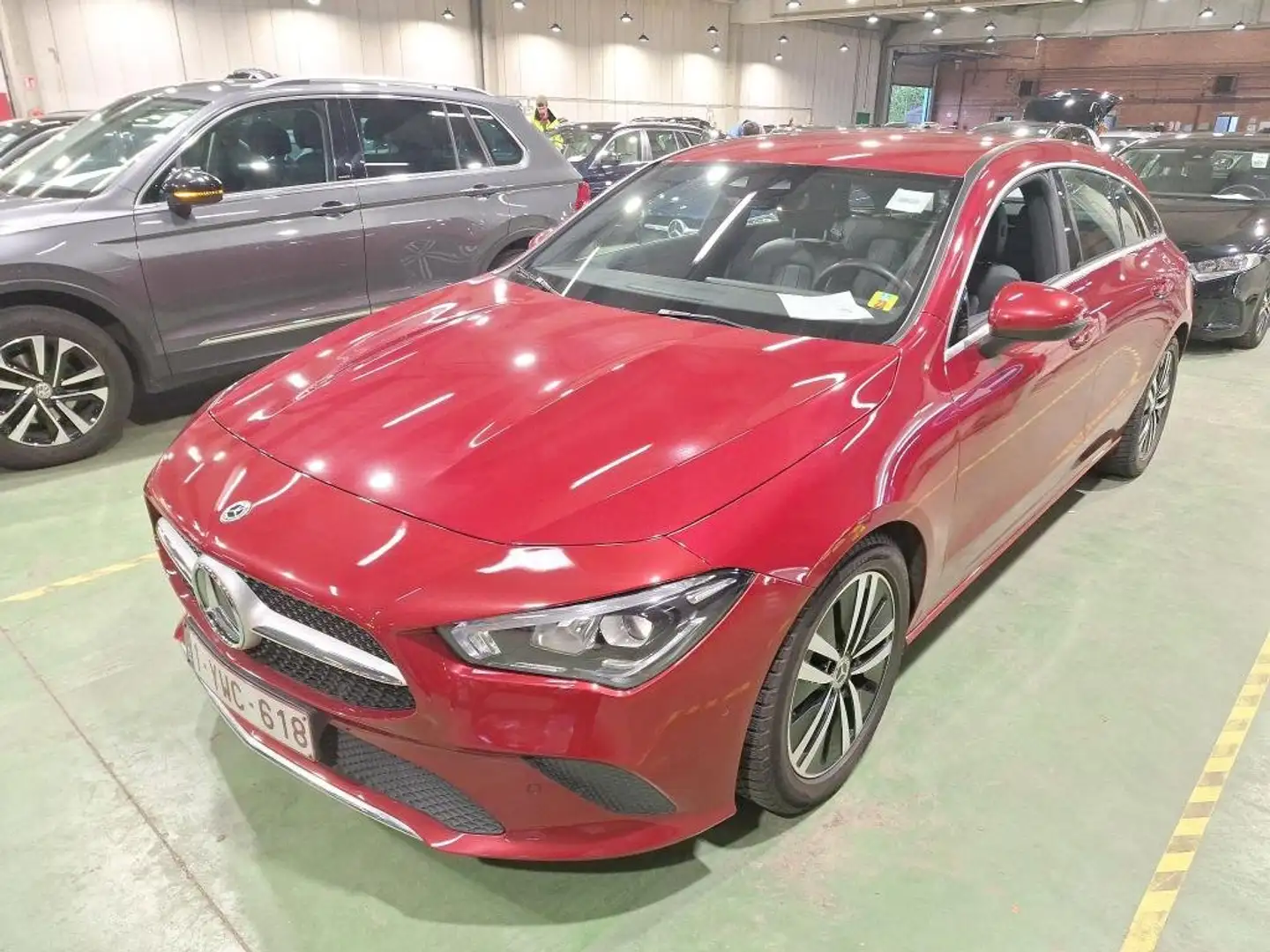 Mercedes-Benz CLA 180 ShootingBrake ***FULL LED-NAVI-CUIR-PARKTRONIC*** Rood - 2