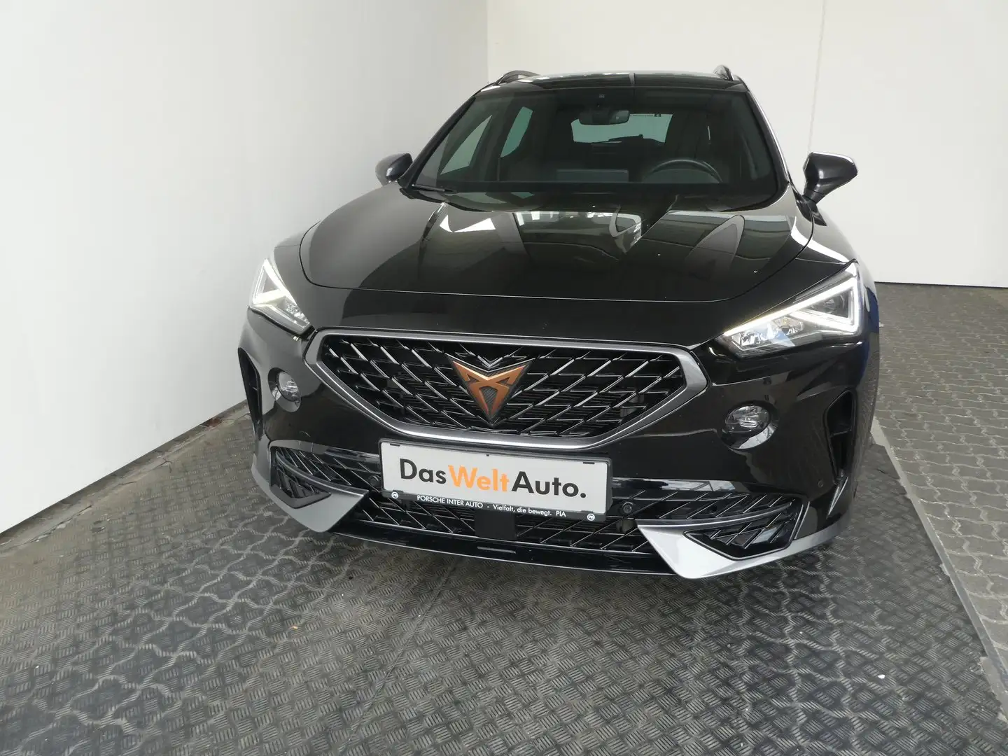 CUPRA Formentor 2.0 TSI 190 PS DSG 4Drive Schwarz - 2