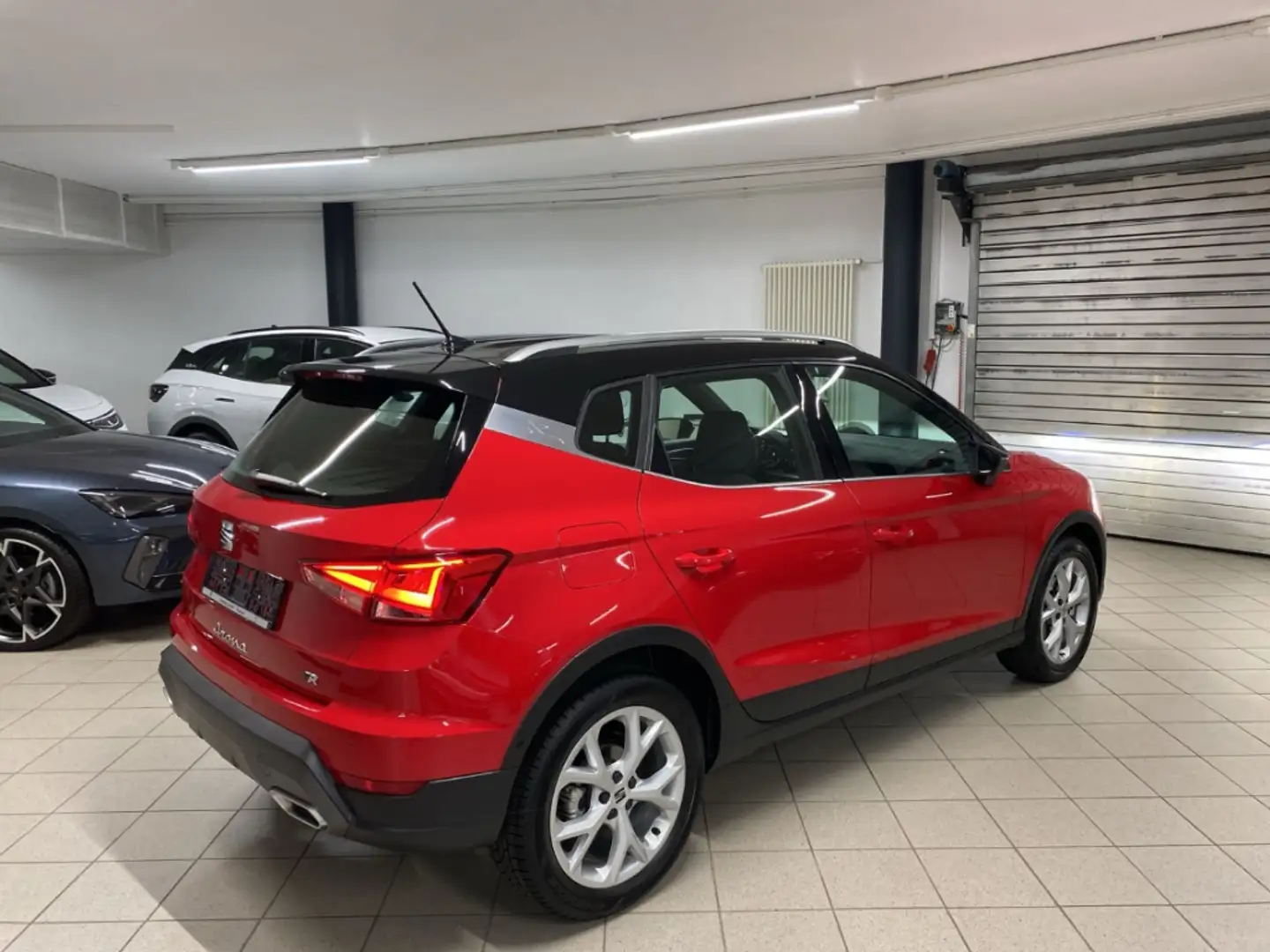 SEAT Arona FR 1.0 TSI Navi Digitales Cockpit LED Sperrdiff. A Rot - 2