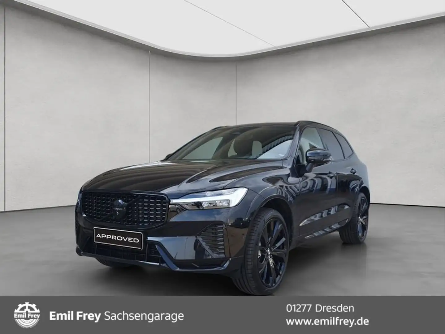 Volvo XC60 XC60 B5 B AWD Plus Black Edition Stdhzg*Pano Schwarz - 1
