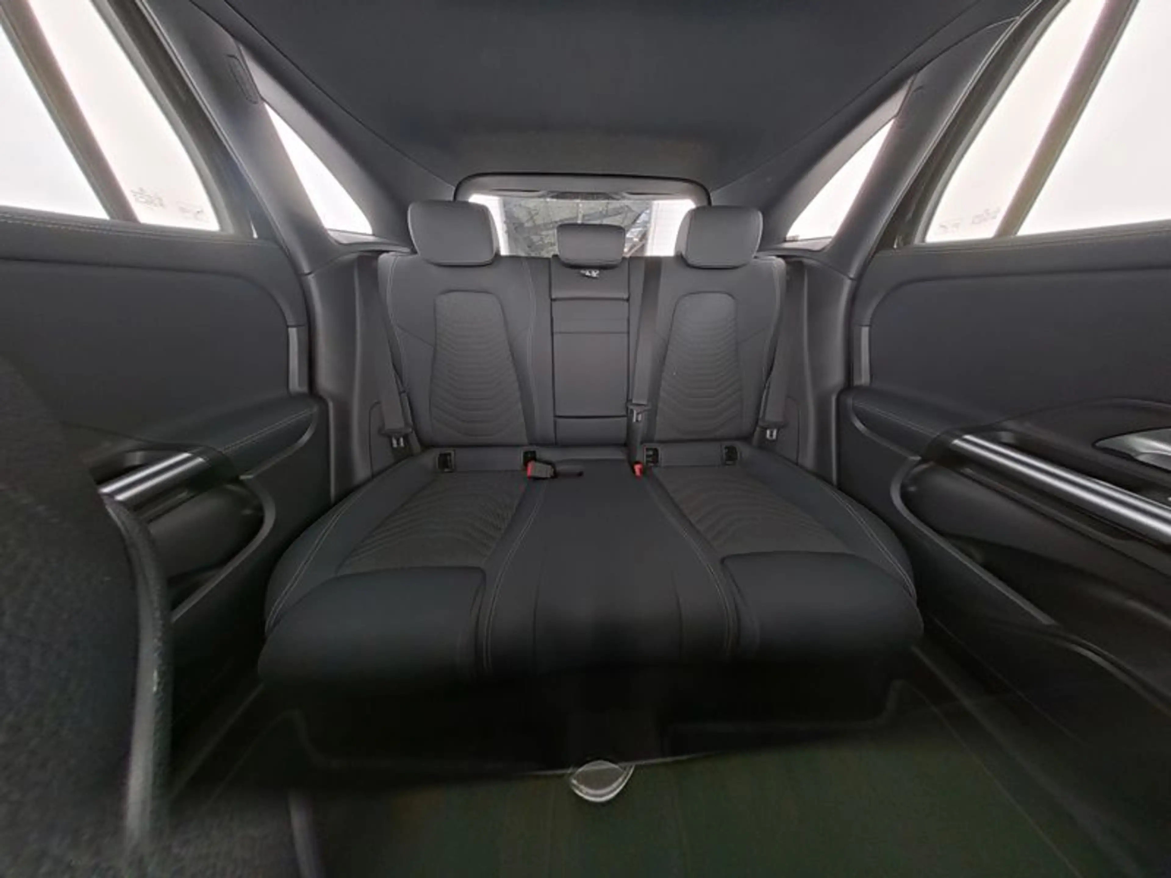 Mercedes-Benz EQA 250 250+ Business Line 71 kWh Ledkoplampen | Parkeerpa — photo 7