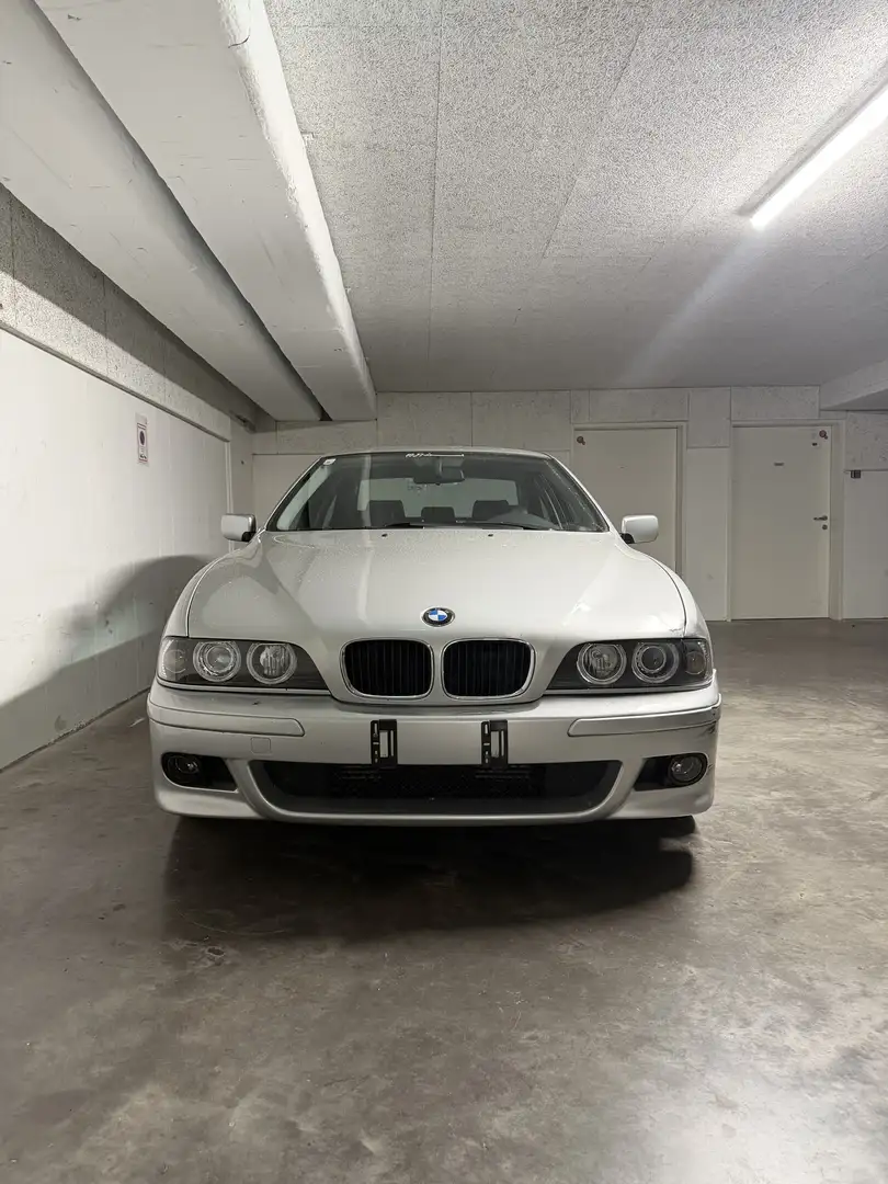 BMW 530 530d - 1