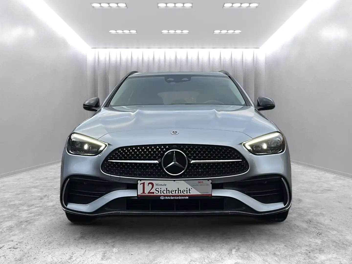 Mercedes-Benz C 220 d 4Matic AMG *1HD/MBUX/STHZ/AHK/Lückenlos* Argent - 2