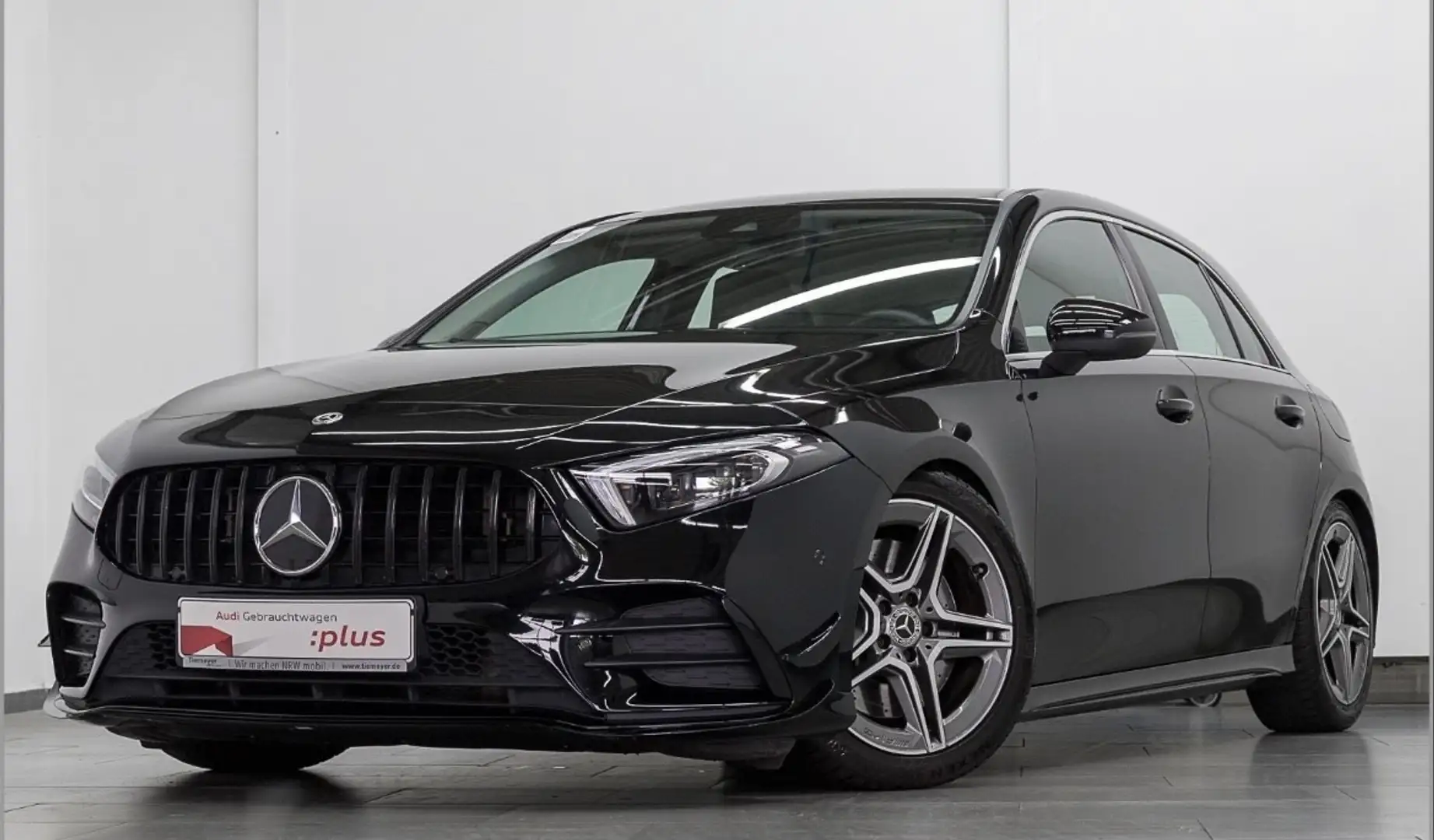 Mercedes-Benz A 250 7G-DCT AMG Line - 1