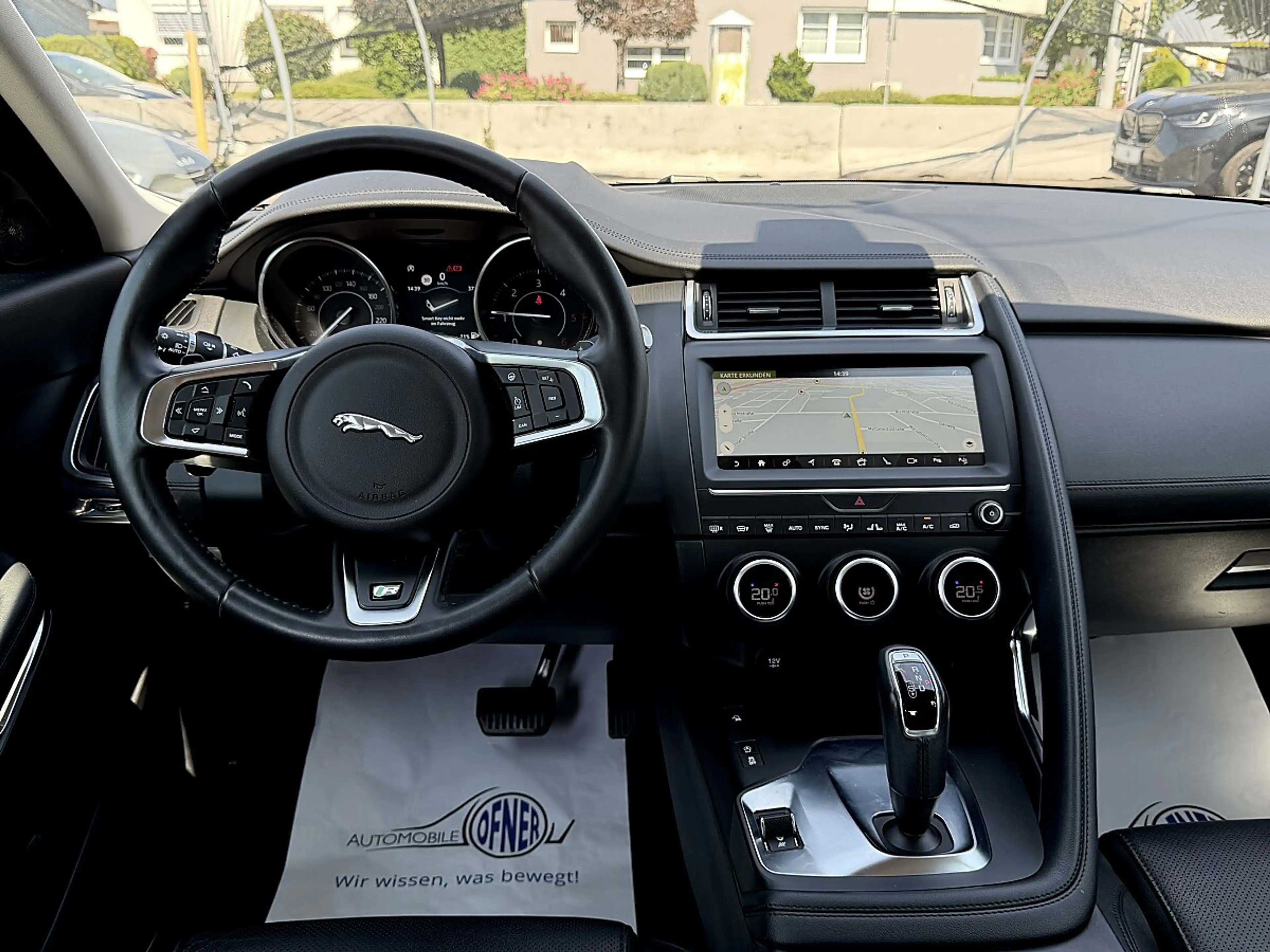 Jaguar E-Pace 2.0DI4 D180 S AWD Aut. LED PDC Kamera Sitz&Lenk... — photo 15