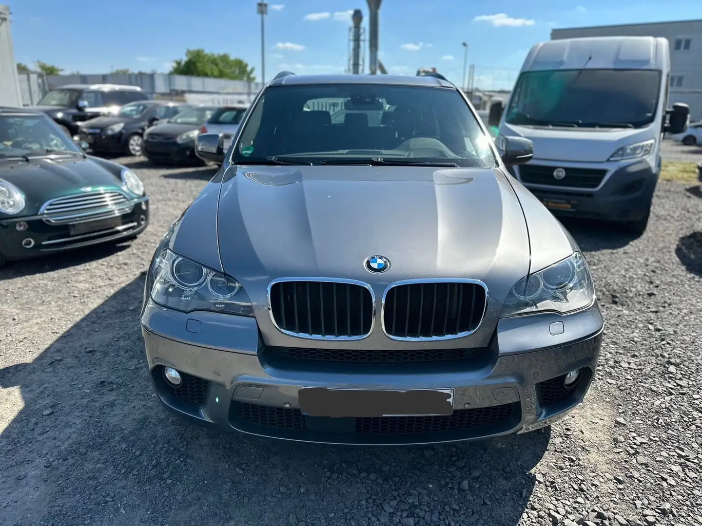 BMW X5 xDrive30d M Paket Grijs - 2