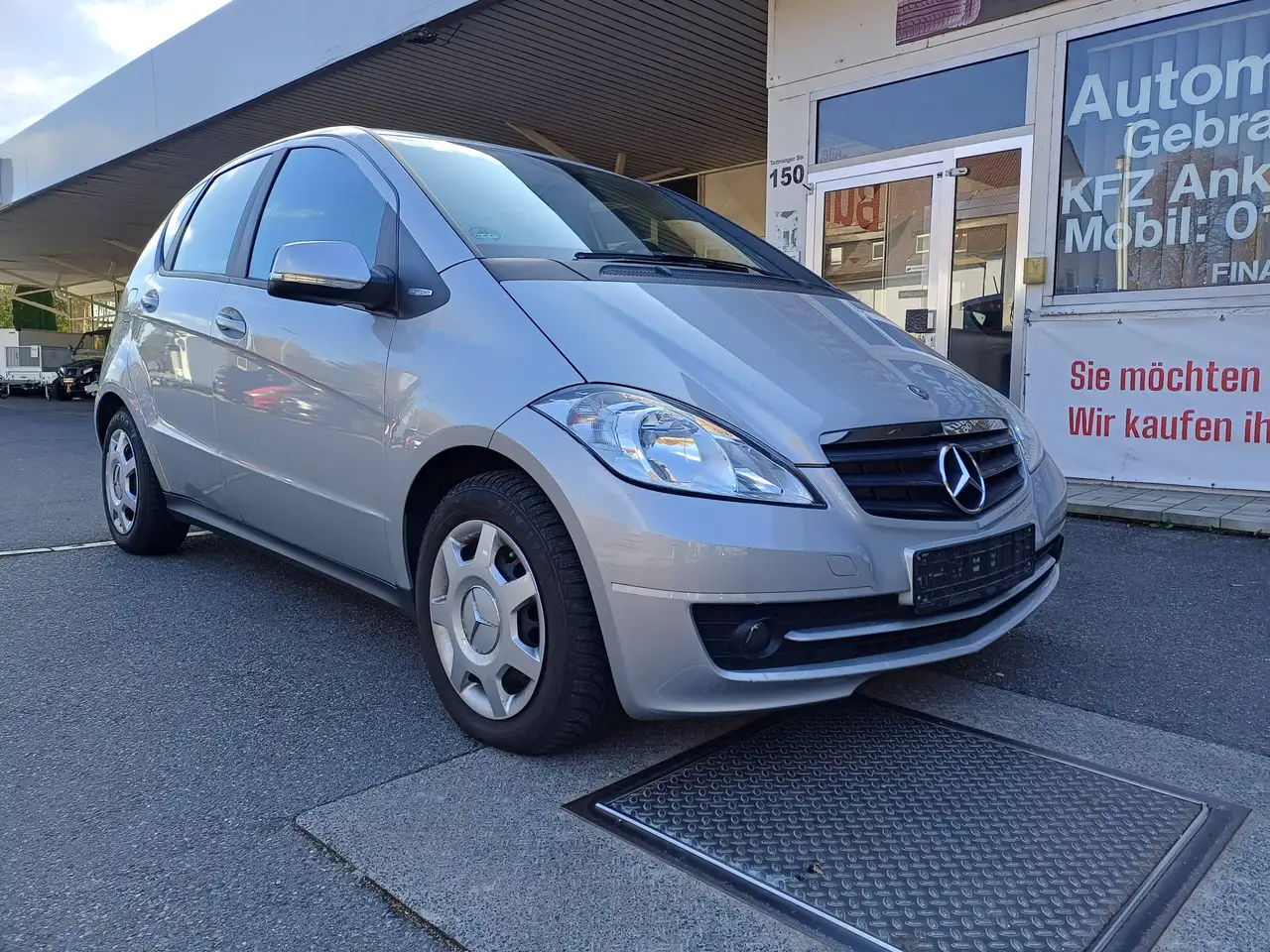 Mercedes-Benz A 180
