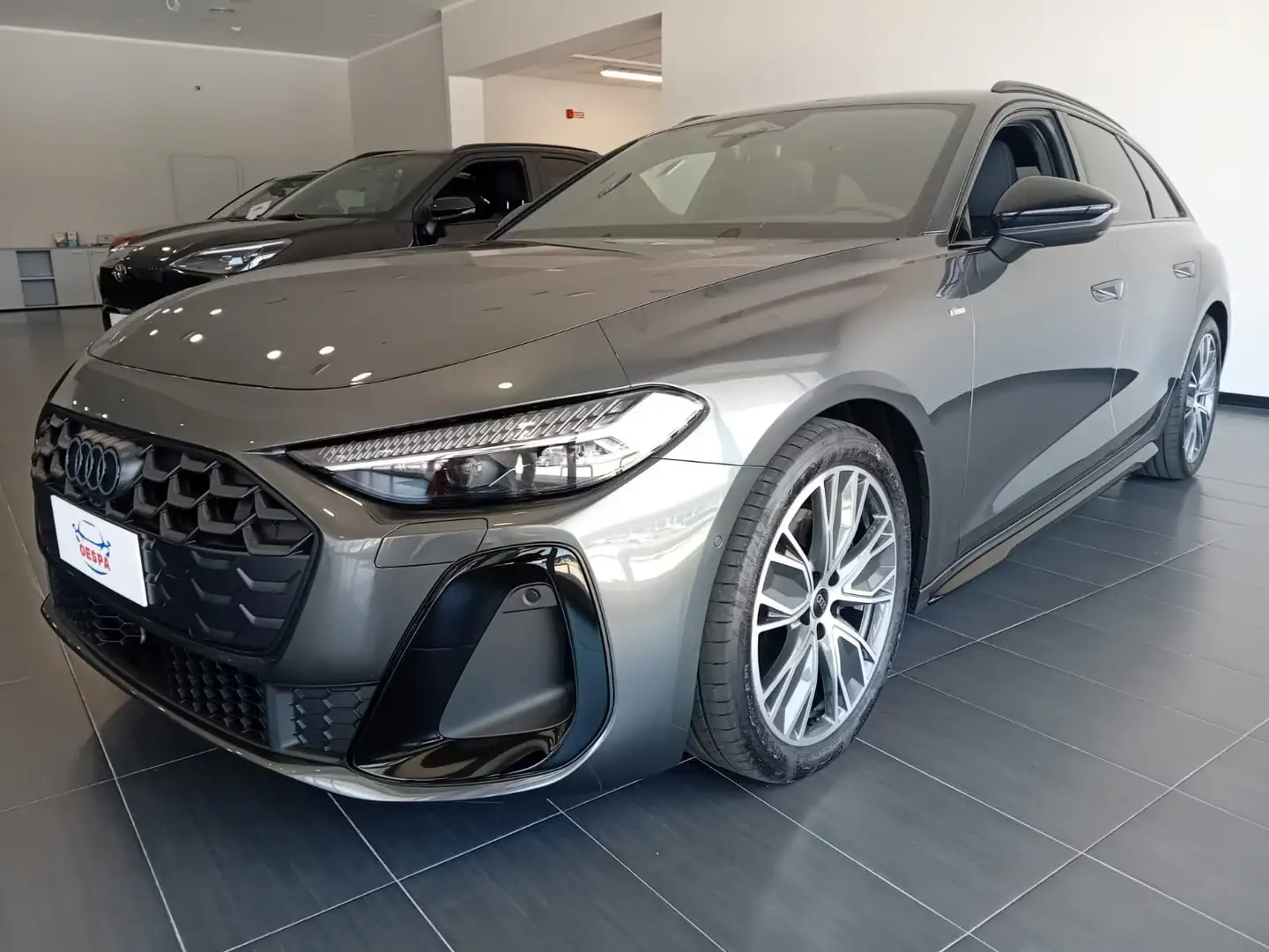 Audi A5 A5 Avant 2.0 tdi mhev S-line 204cv s-tronic Grigio - 1
