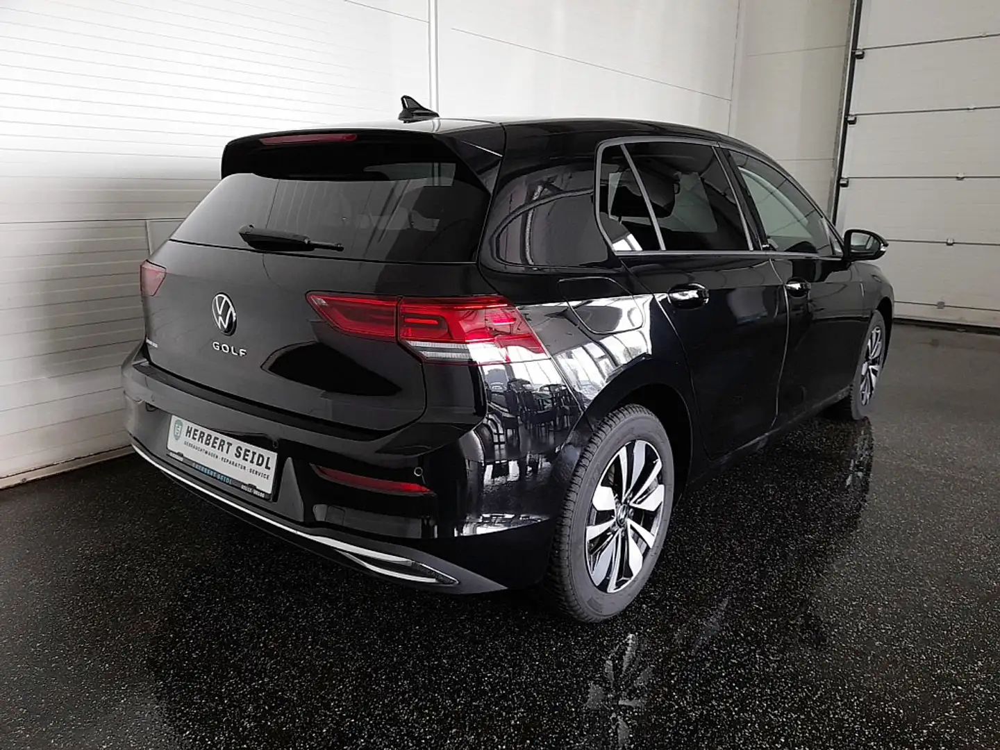 Volkswagen Golf VIII MOVE 2,0 TDI DSG *VIRTUELL PRO / LED MIT F... Schwarz - 2