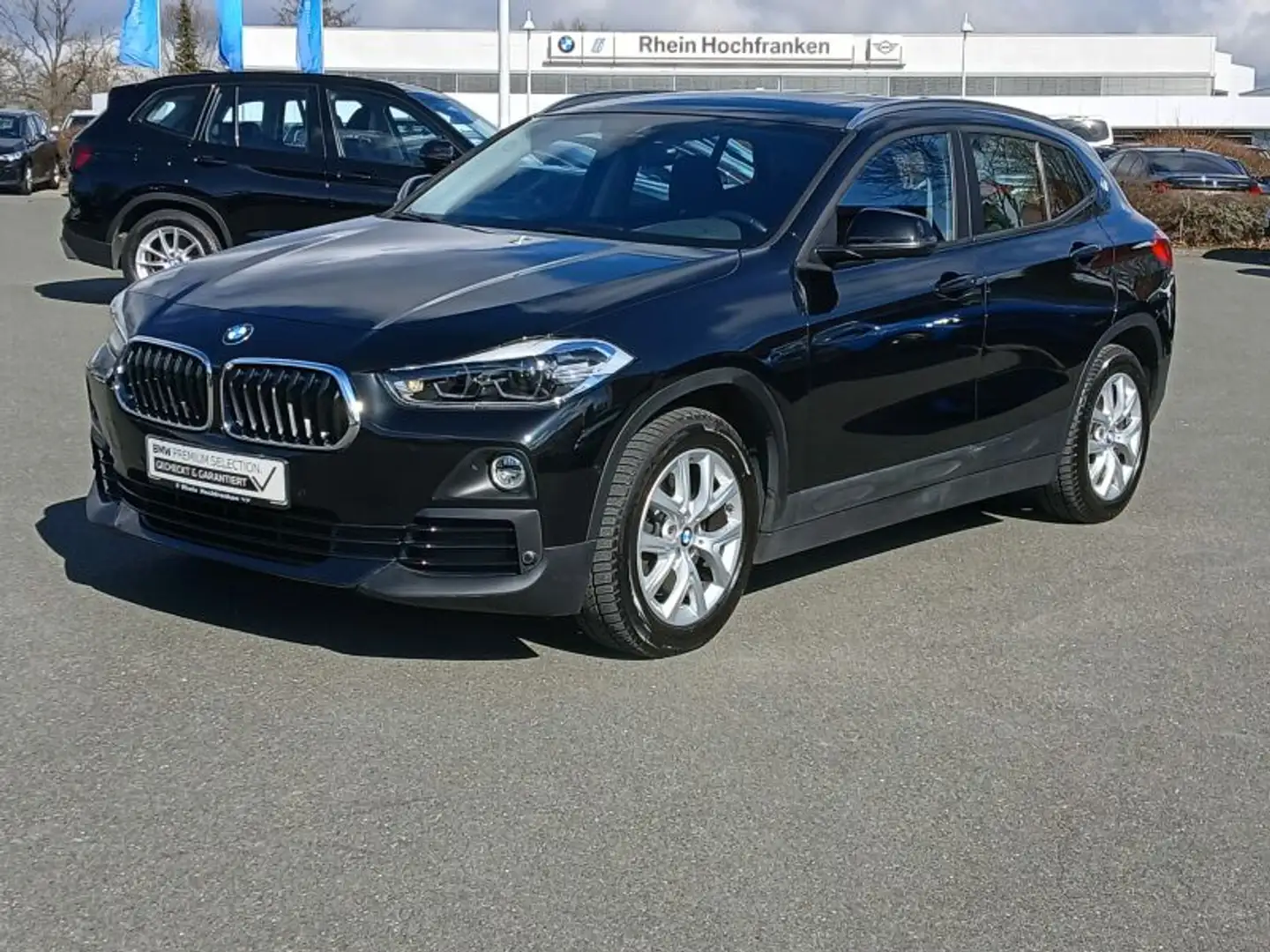 BMW X2 xDrive20d Advantage LED NAVI AHK HiFi PANO Noir - 2
