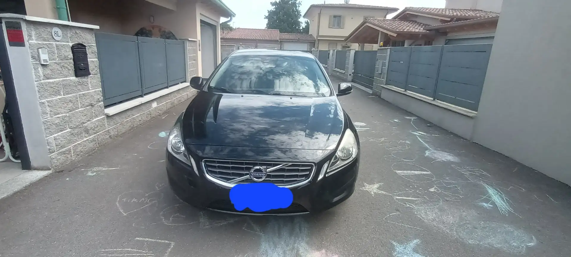 Volvo V60 2.0 d4 Momentum awd geartronic - 1