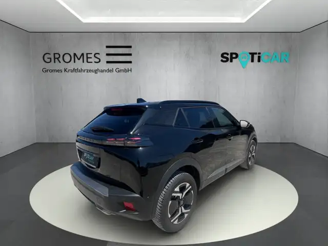 Peugeot 2008 view 3