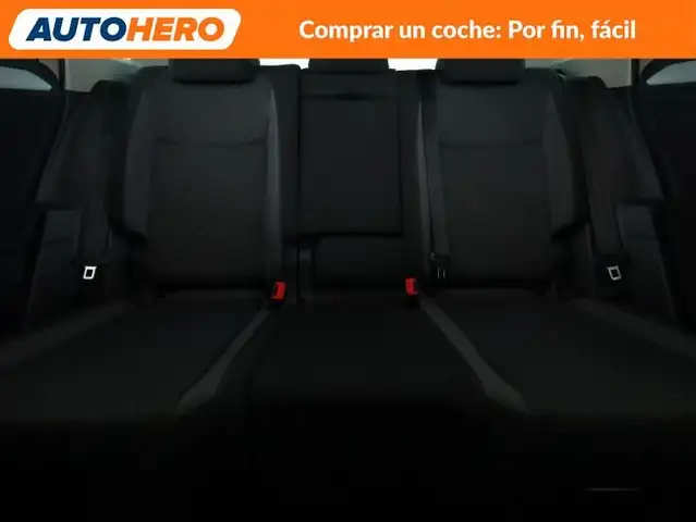 Volkswagen Tiguan view 16