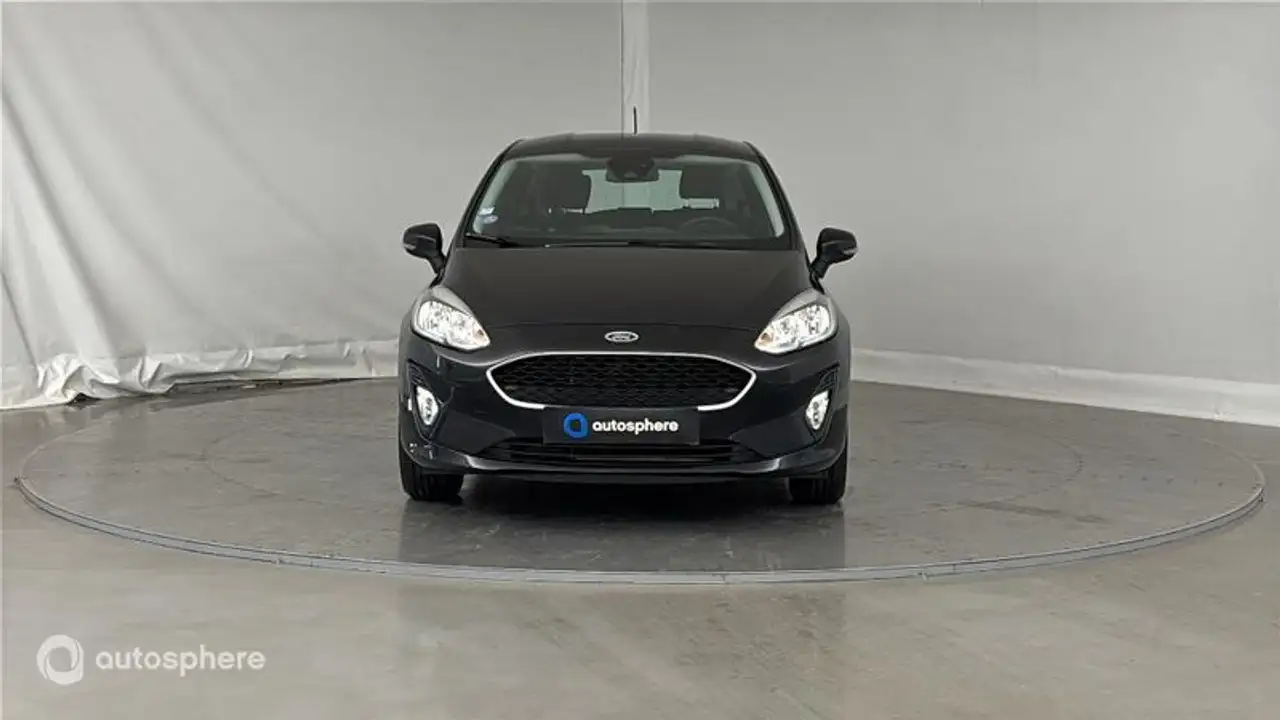 Ford Fiesta 5 portes — photo 2