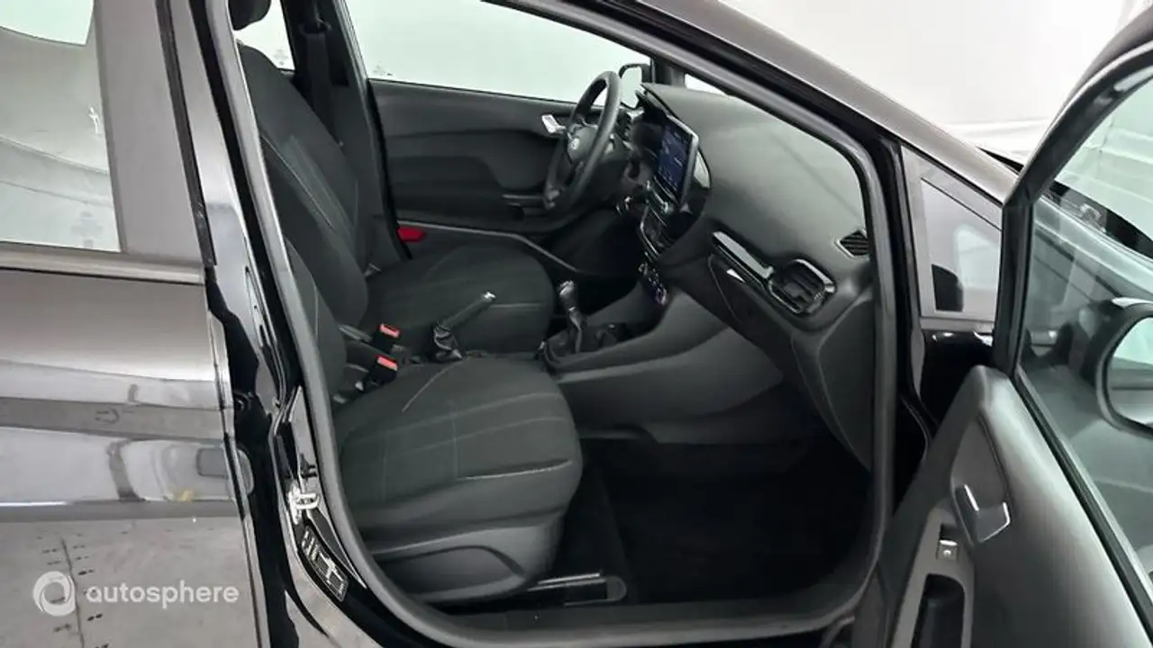 Ford Fiesta 5 portes — photo 15