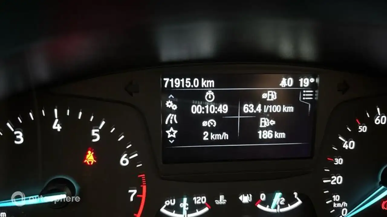Ford Fiesta 5 portes — photo 9